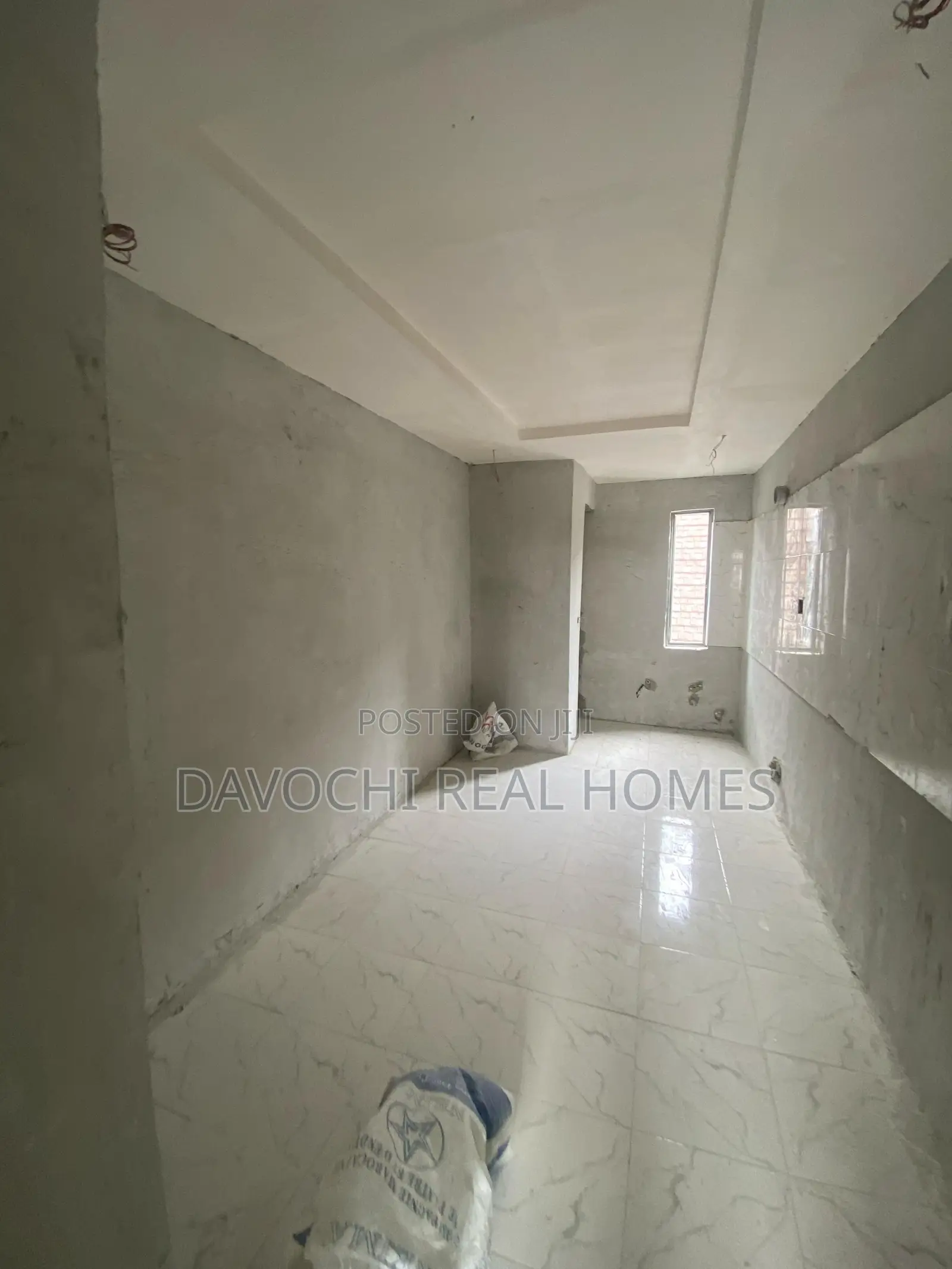 3bdrm Apartment in Chevron, Lekki for sale