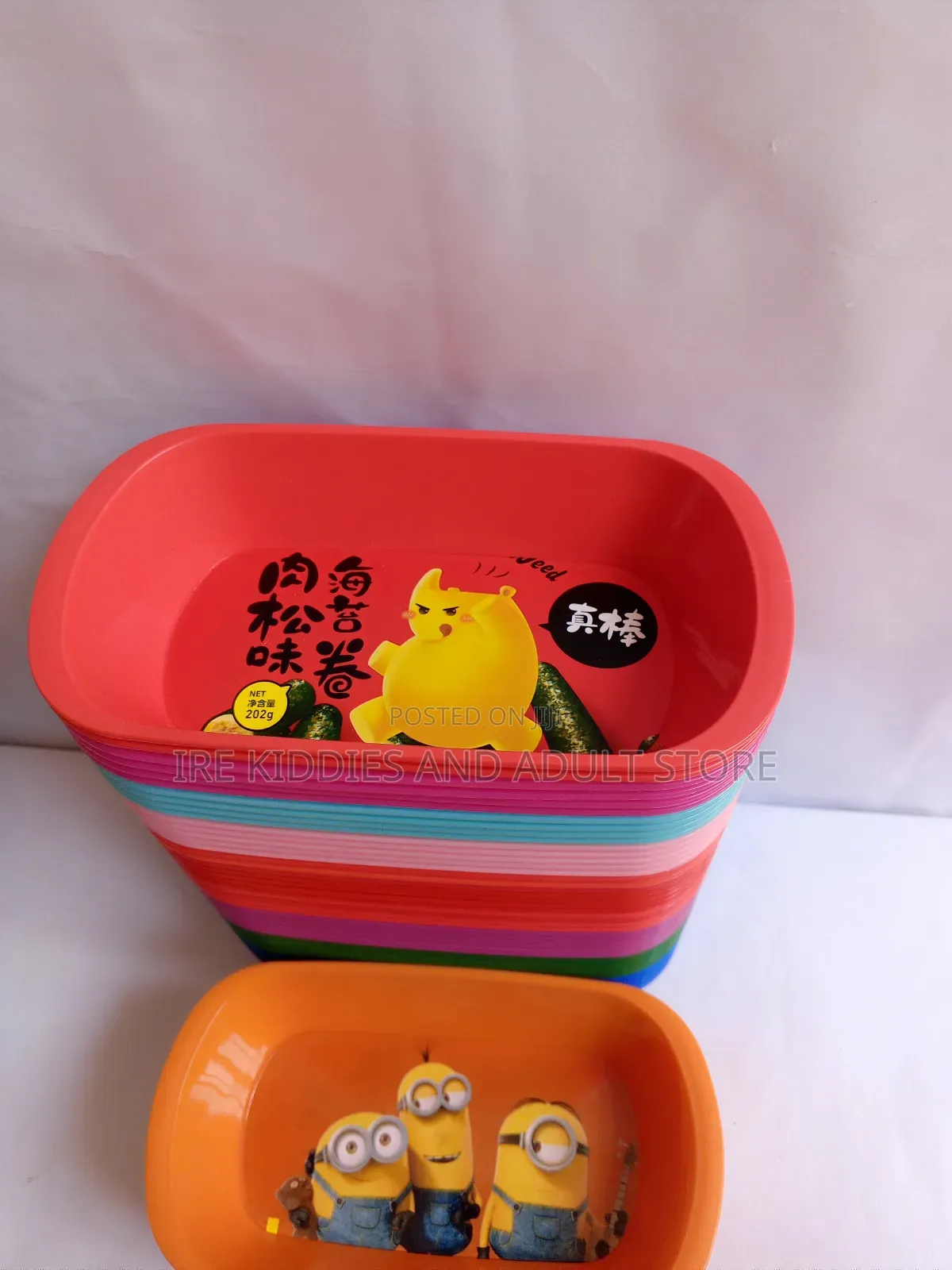12pcs of Colour Cereal Plates