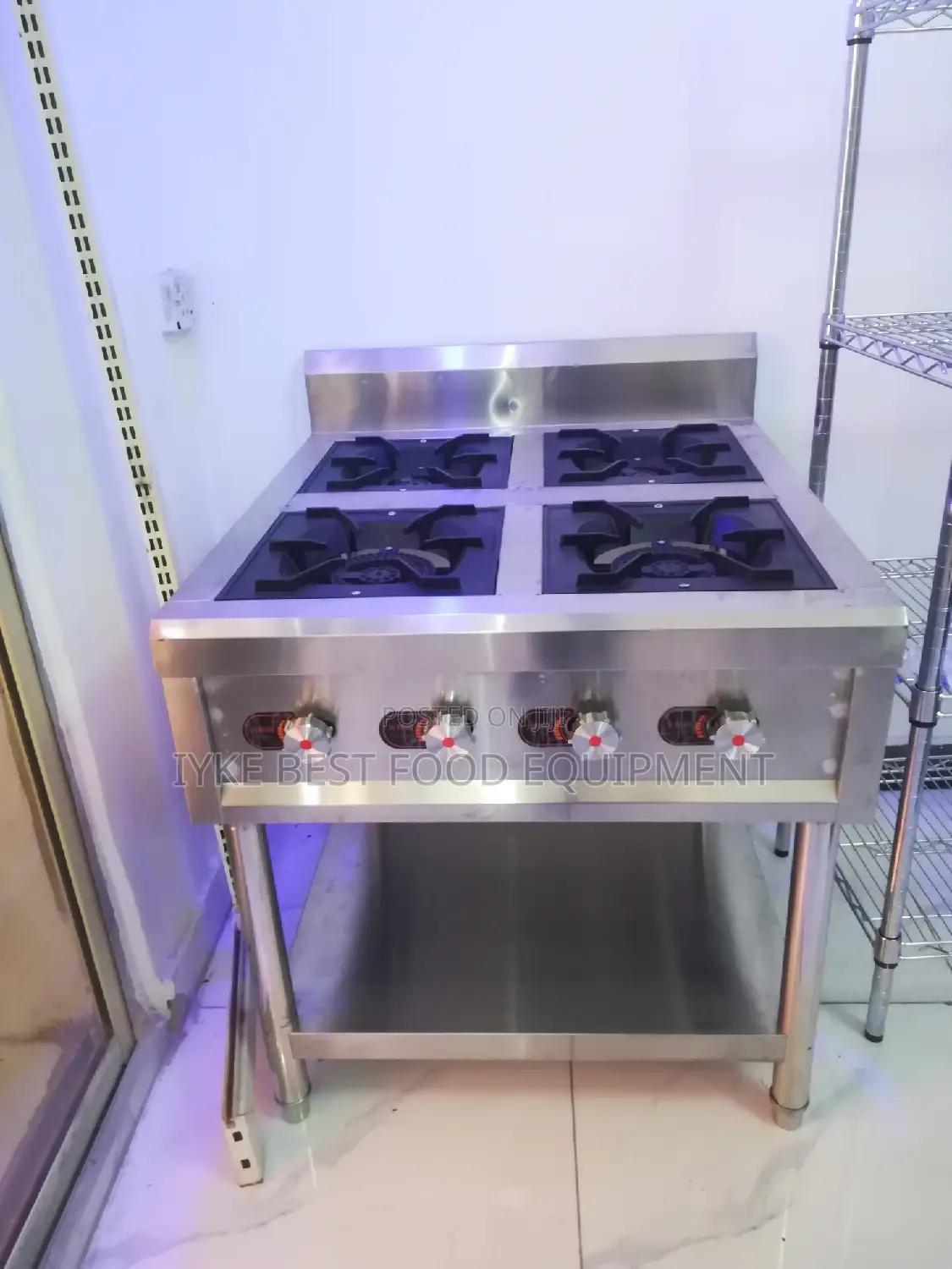 4 Burner Gas Cooker