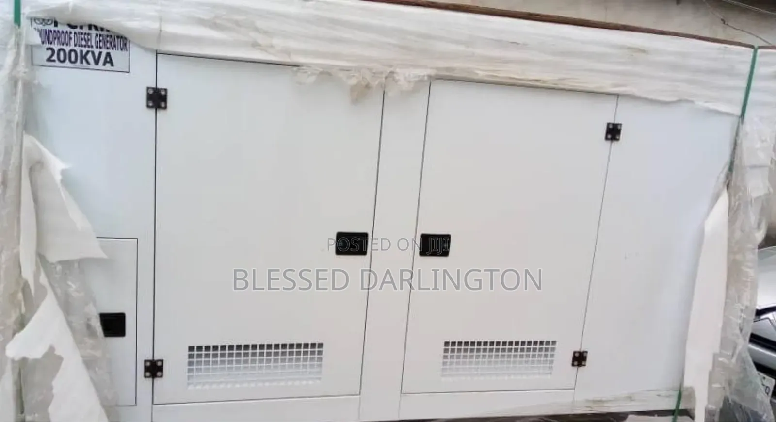 200kva England Soundproof Perkins Generator