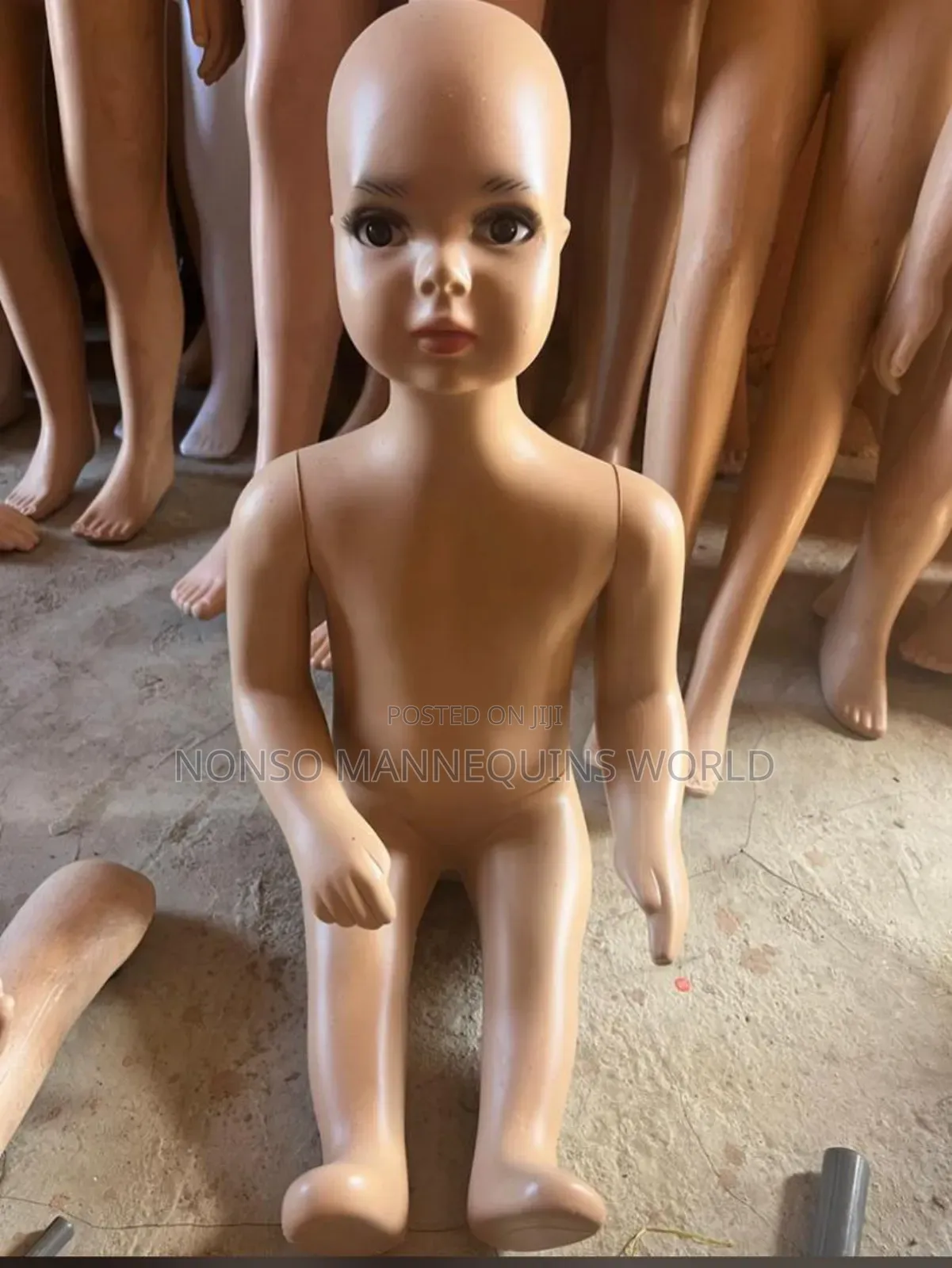 Plastic Sitting Down Unisex Display Kids Mannequin
