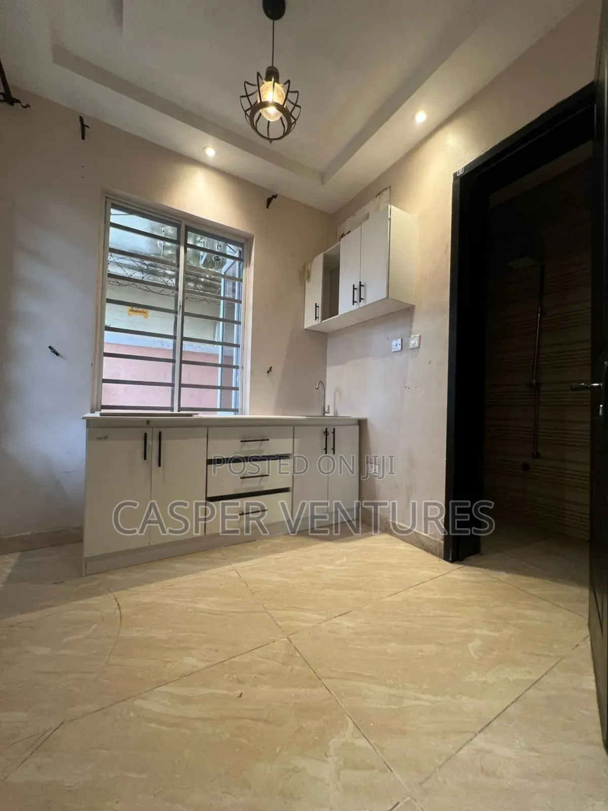 Studio Apartment in Chisco, Ikate for rent