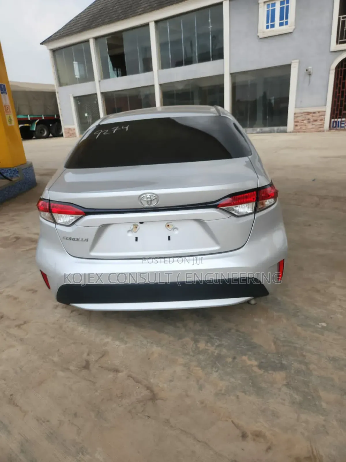 Toyota Corolla 2023 Silver