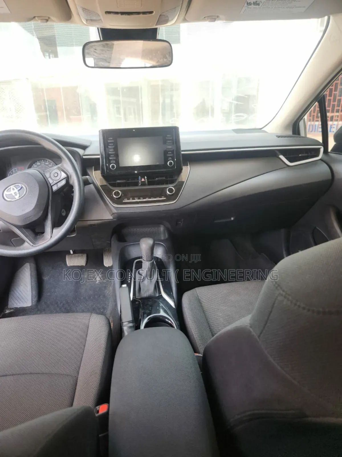 Toyota Corolla 2023 Silver