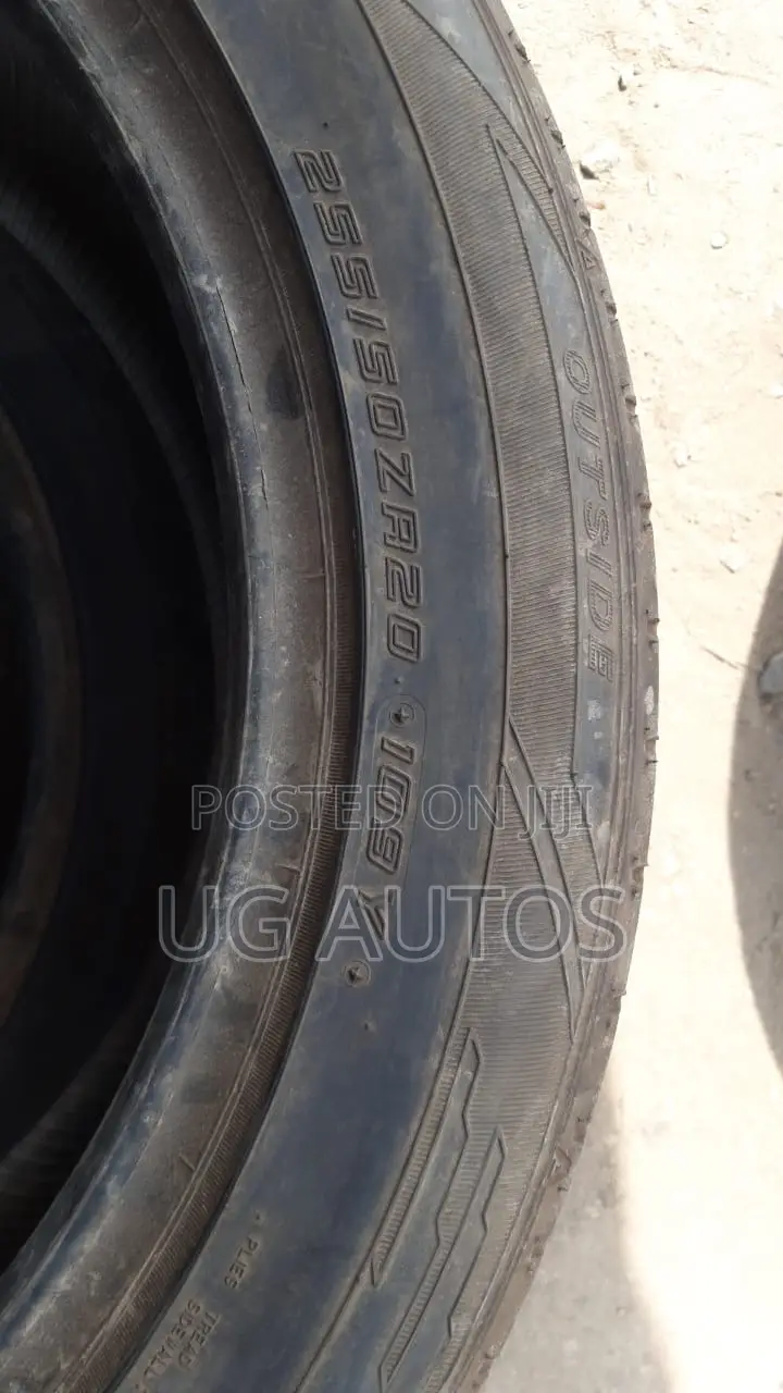 Tyre 255/50r20