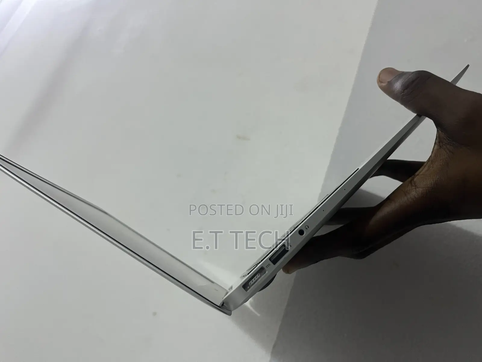Laptop Apple MacBook Air 2017 8GB Intel Core i5 SSD 256GB