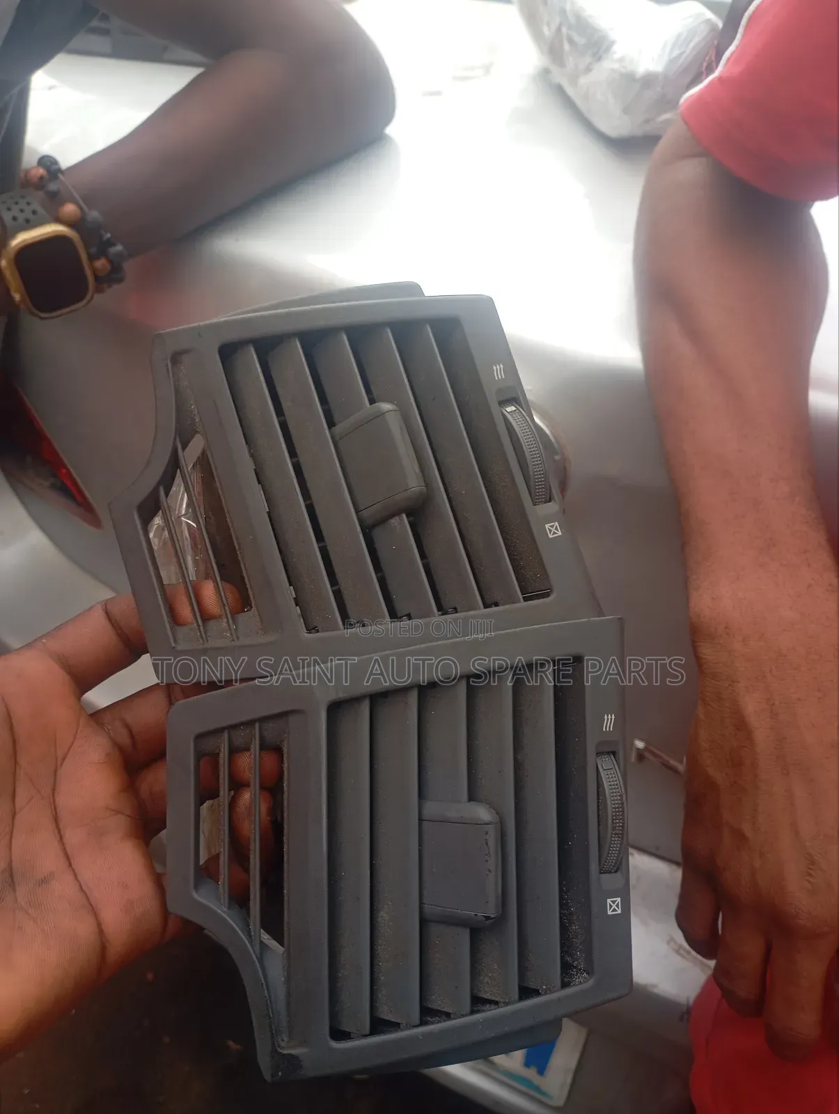Toyota Camry 2007-2010 Two Side Ac Vent