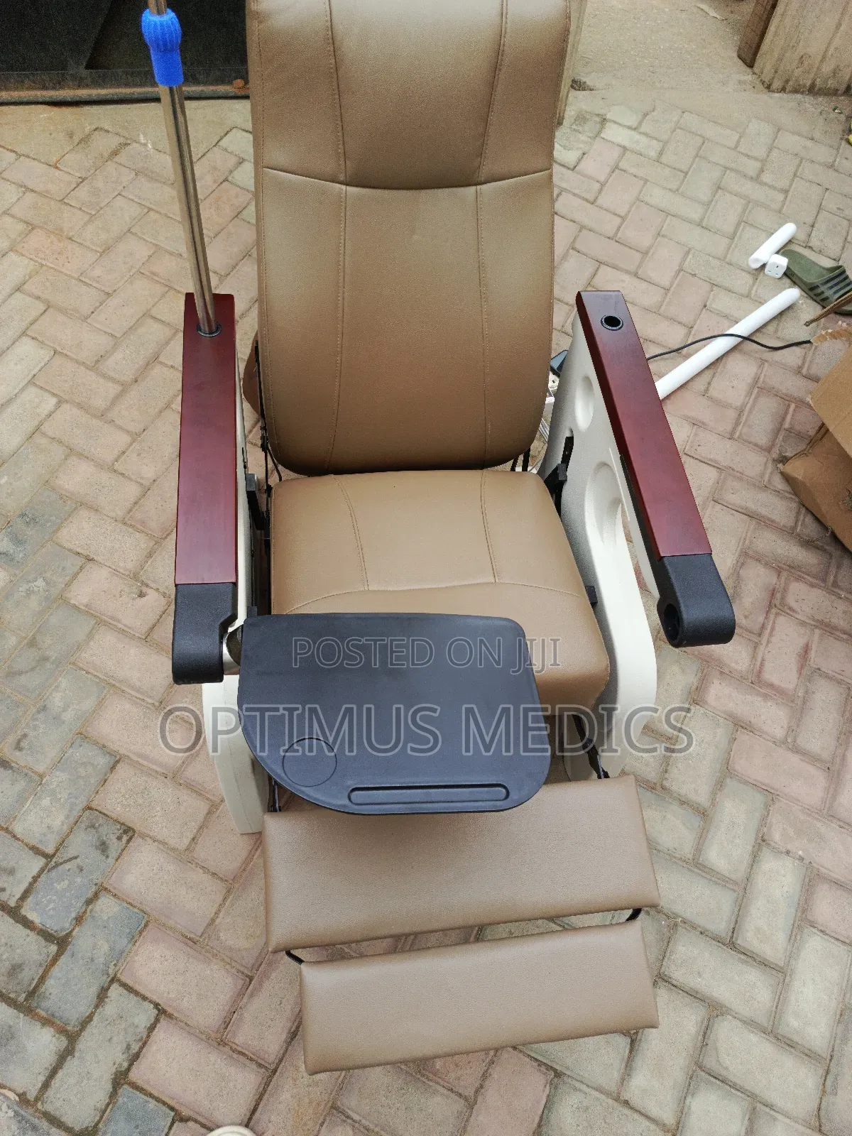 Electric Blood Donor Chair