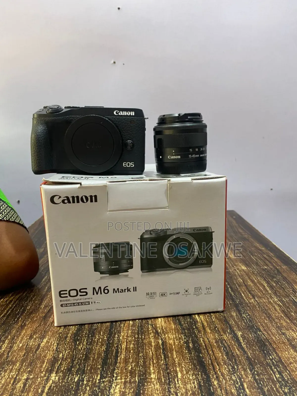 Canon Eos M6 With Lens 15-45mm
