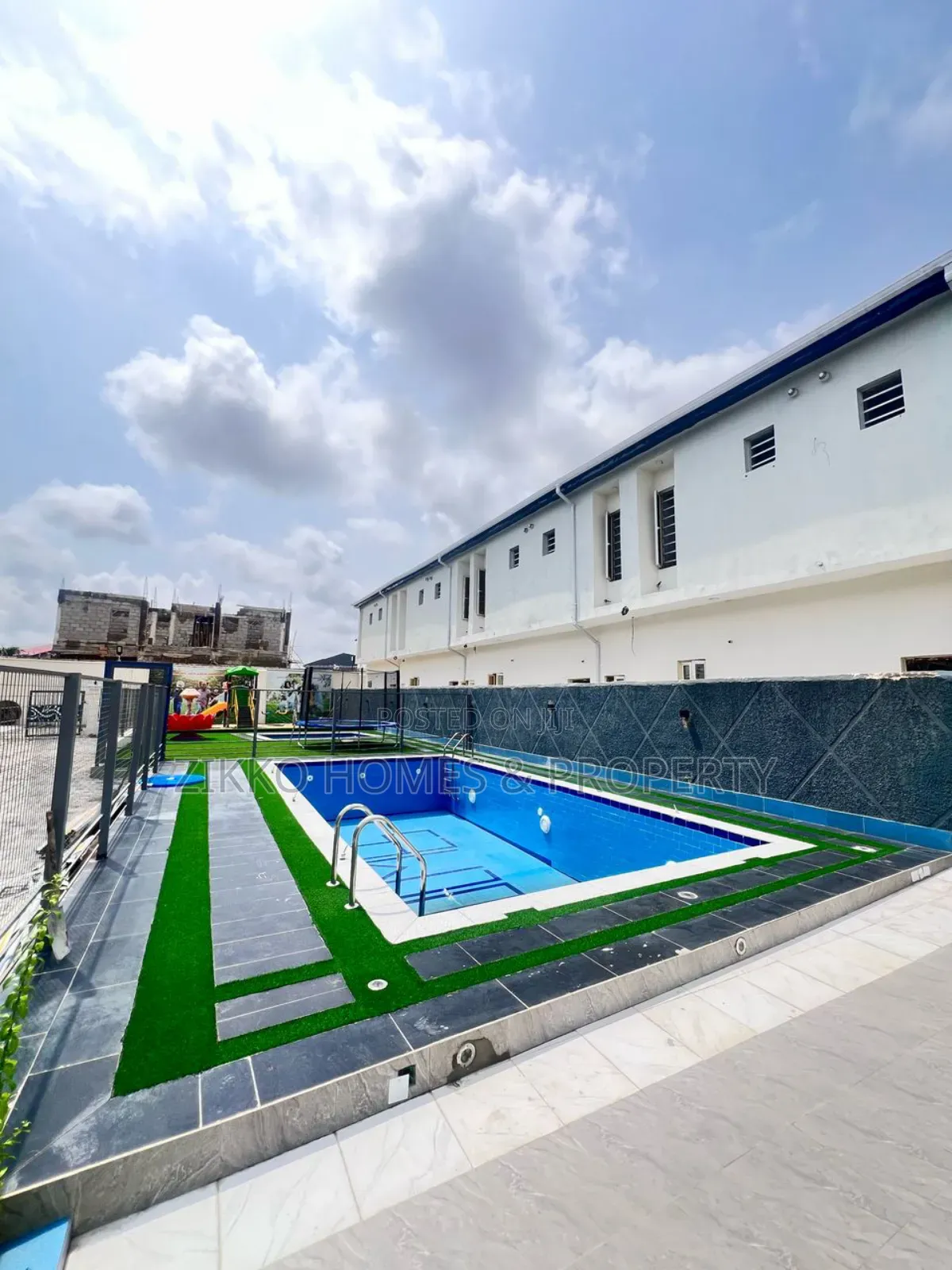 4bdrm Townhouse/Terrace In Ajah For Sale