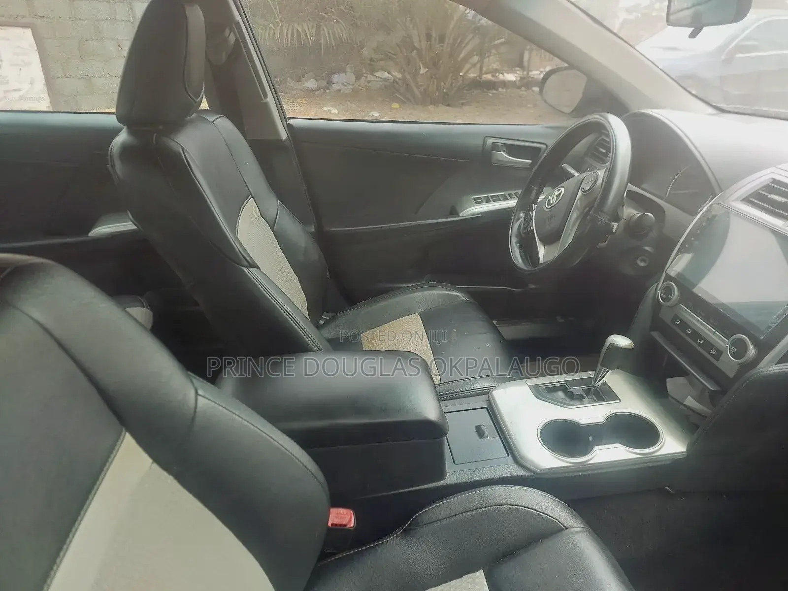 Toyota Camry SE 4dr Sedan (2.5L 4cyl 6A) 2013 Gray
