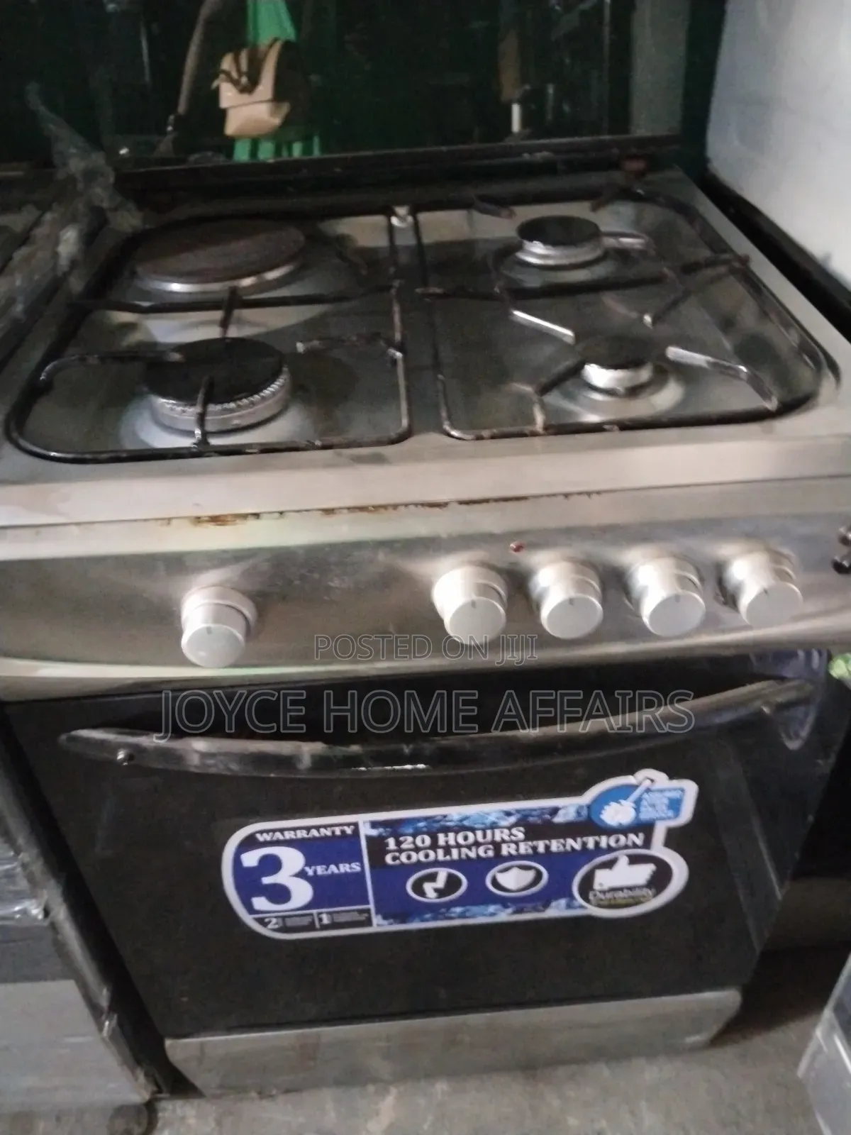 Max 3 Burner Gas With One Electric Hot Plate
