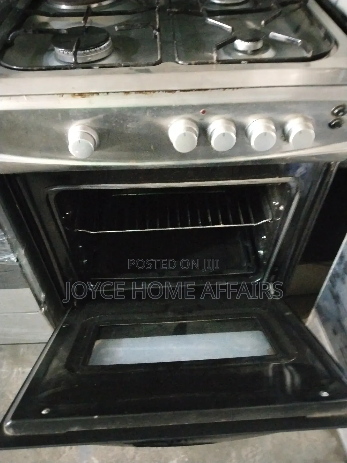 Max 3 Burner Gas With One Electric Hot Plate