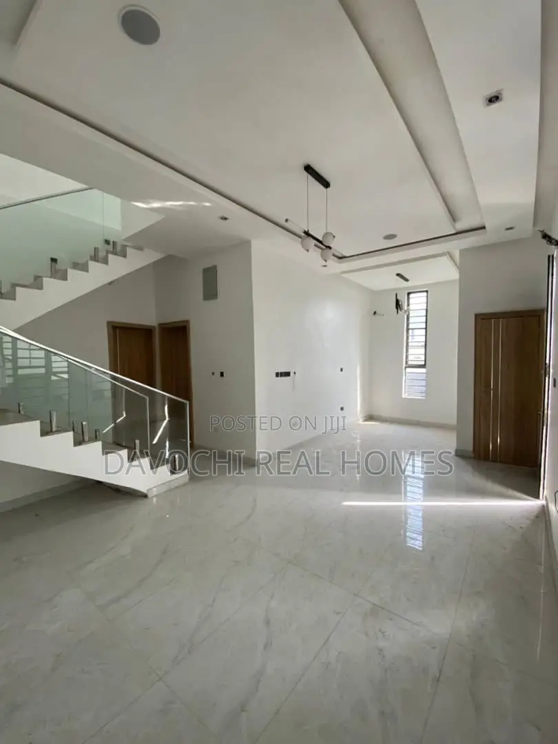 4bdrm Duplex in Chevron, Lekki for rent