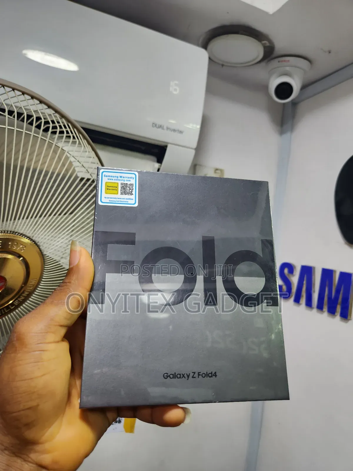 New Samsung Galaxy Z Fold4 512 GB Black