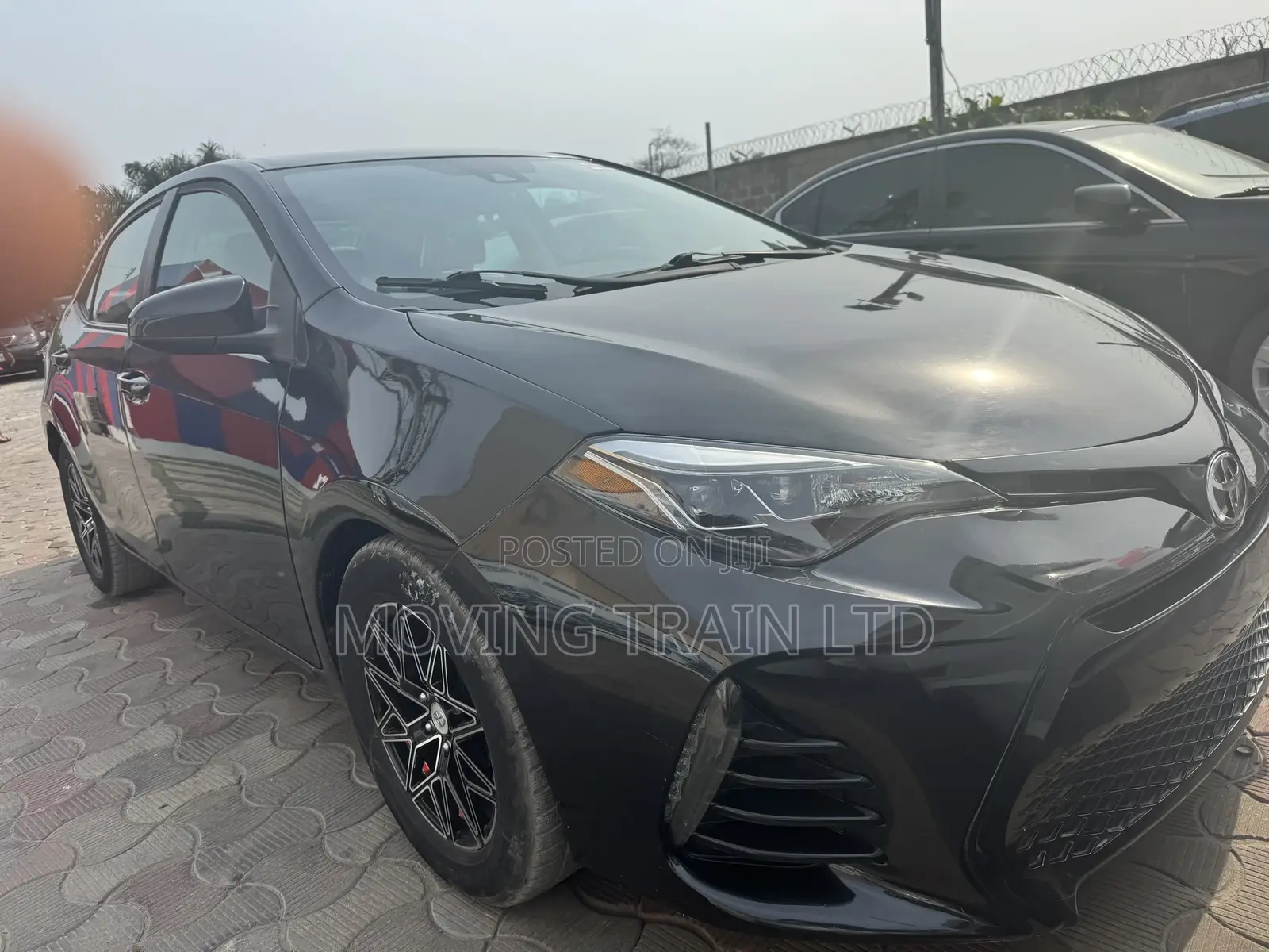Toyota Corolla LE 4dr Sedan (1.8L 4cyl CVT) 2015 Black