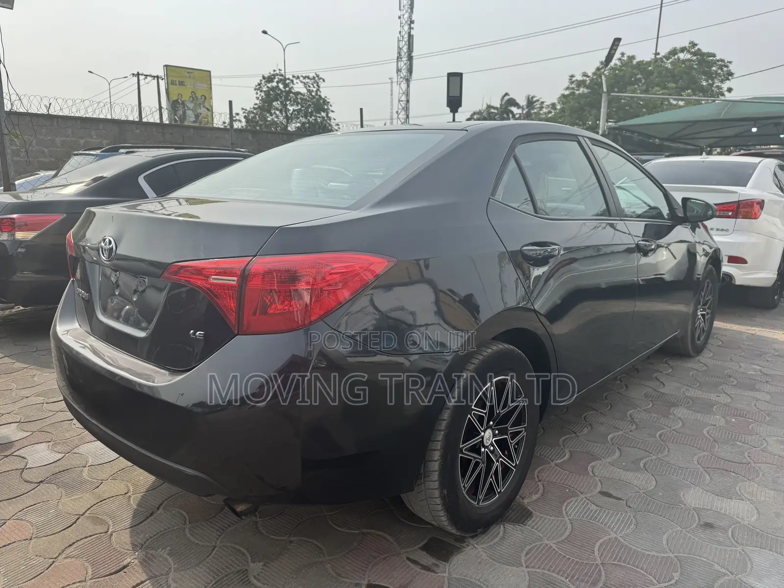 Toyota Corolla LE 4dr Sedan (1.8L 4cyl CVT) 2015 Black