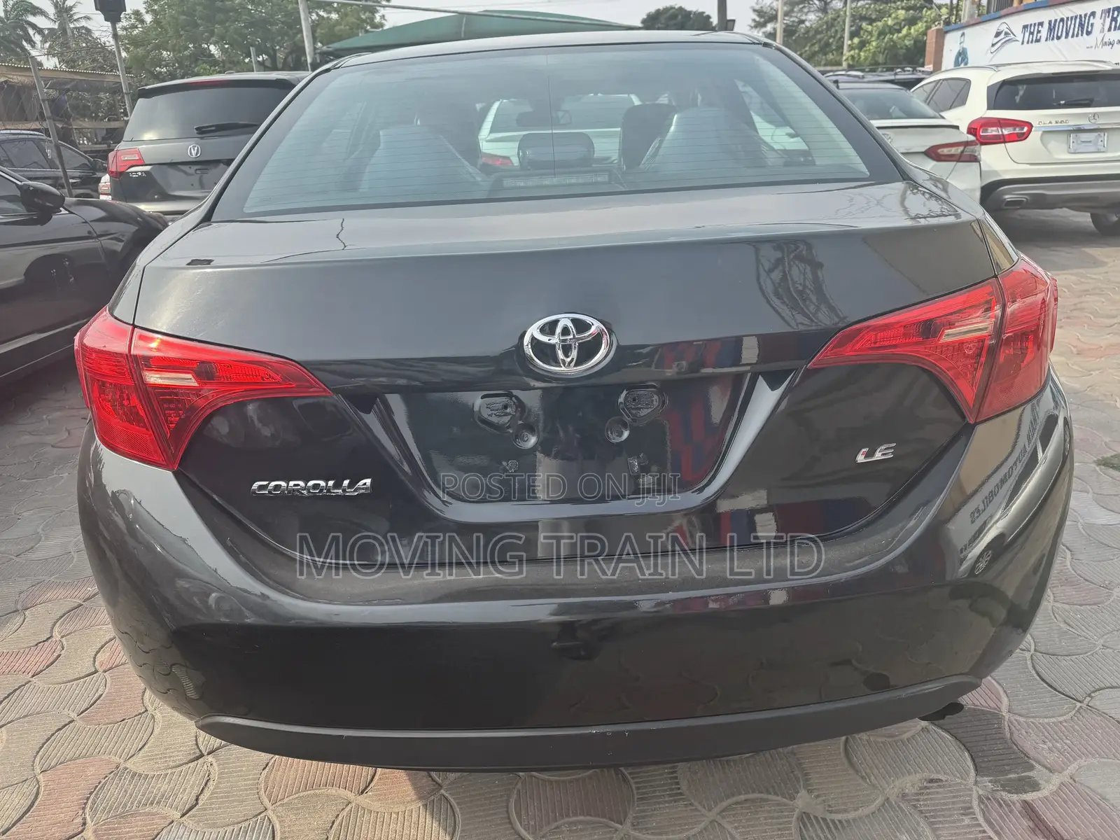 Toyota Corolla LE 4dr Sedan (1.8L 4cyl CVT) 2015 Black