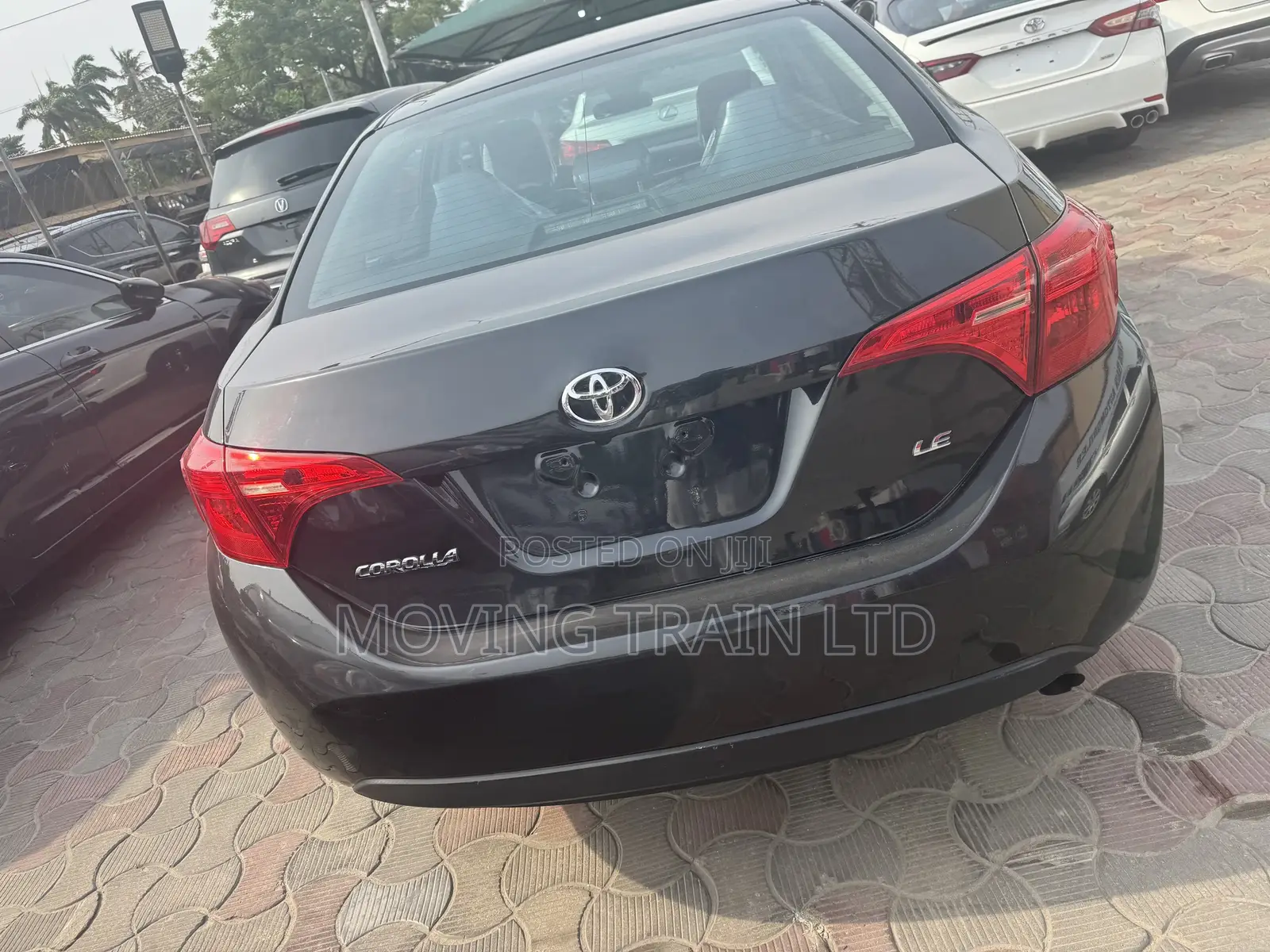 Toyota Corolla LE 4dr Sedan (1.8L 4cyl CVT) 2015 Black