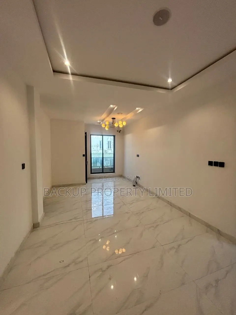 Mini Flat in Ologolo Lekki for sale
