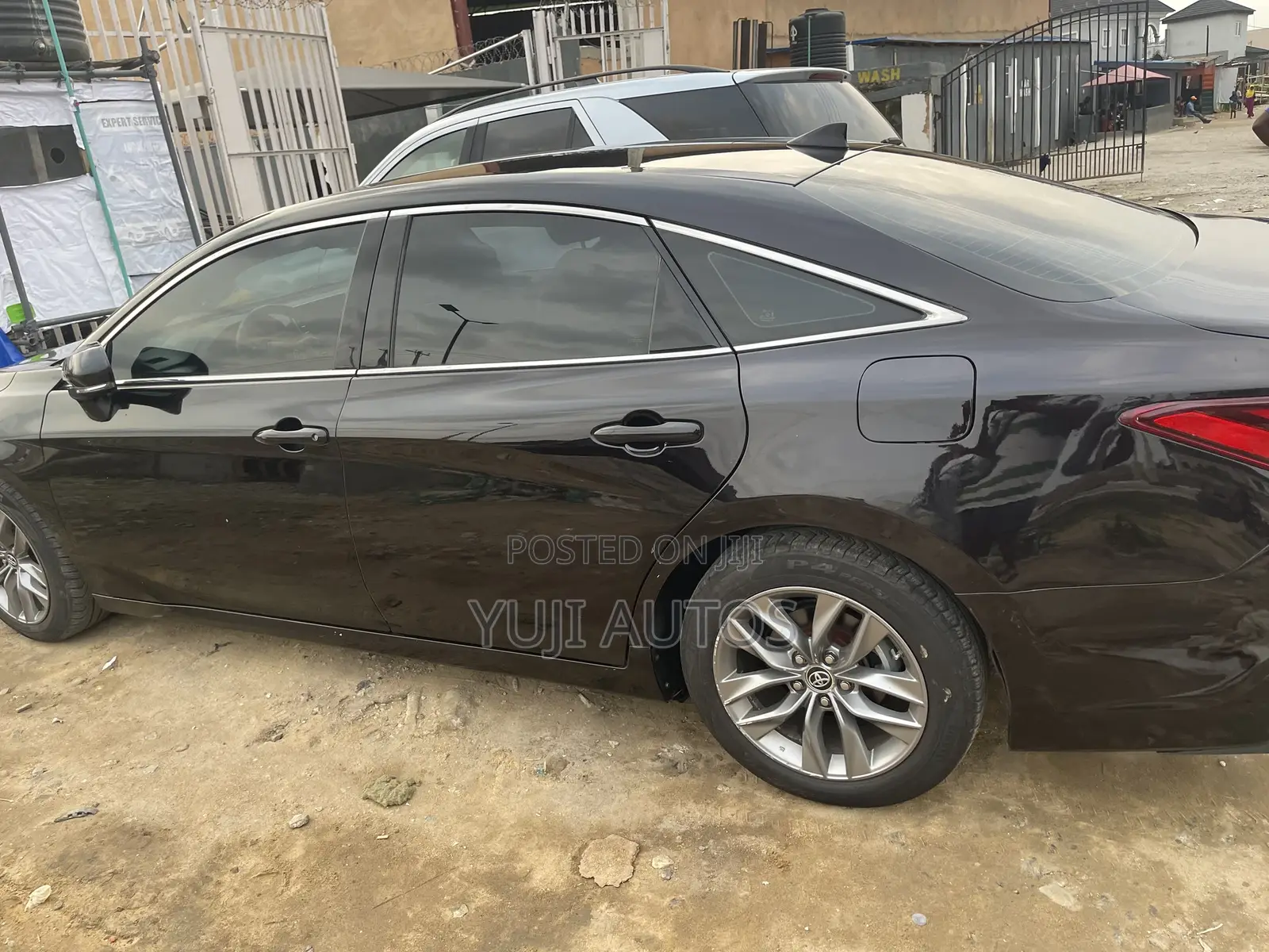 Toyota Avalon 2019 Black