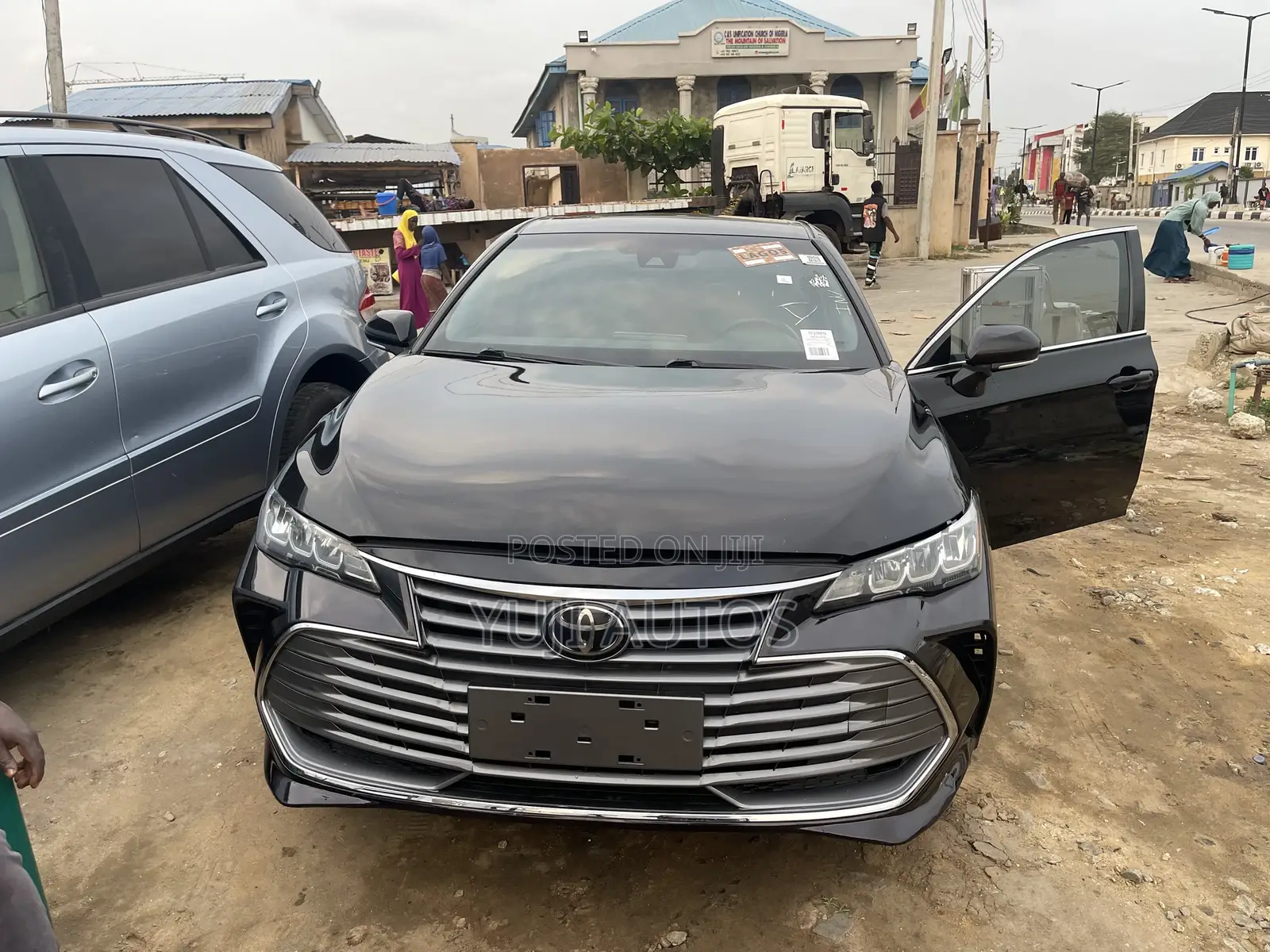 Toyota Avalon 2019 Black