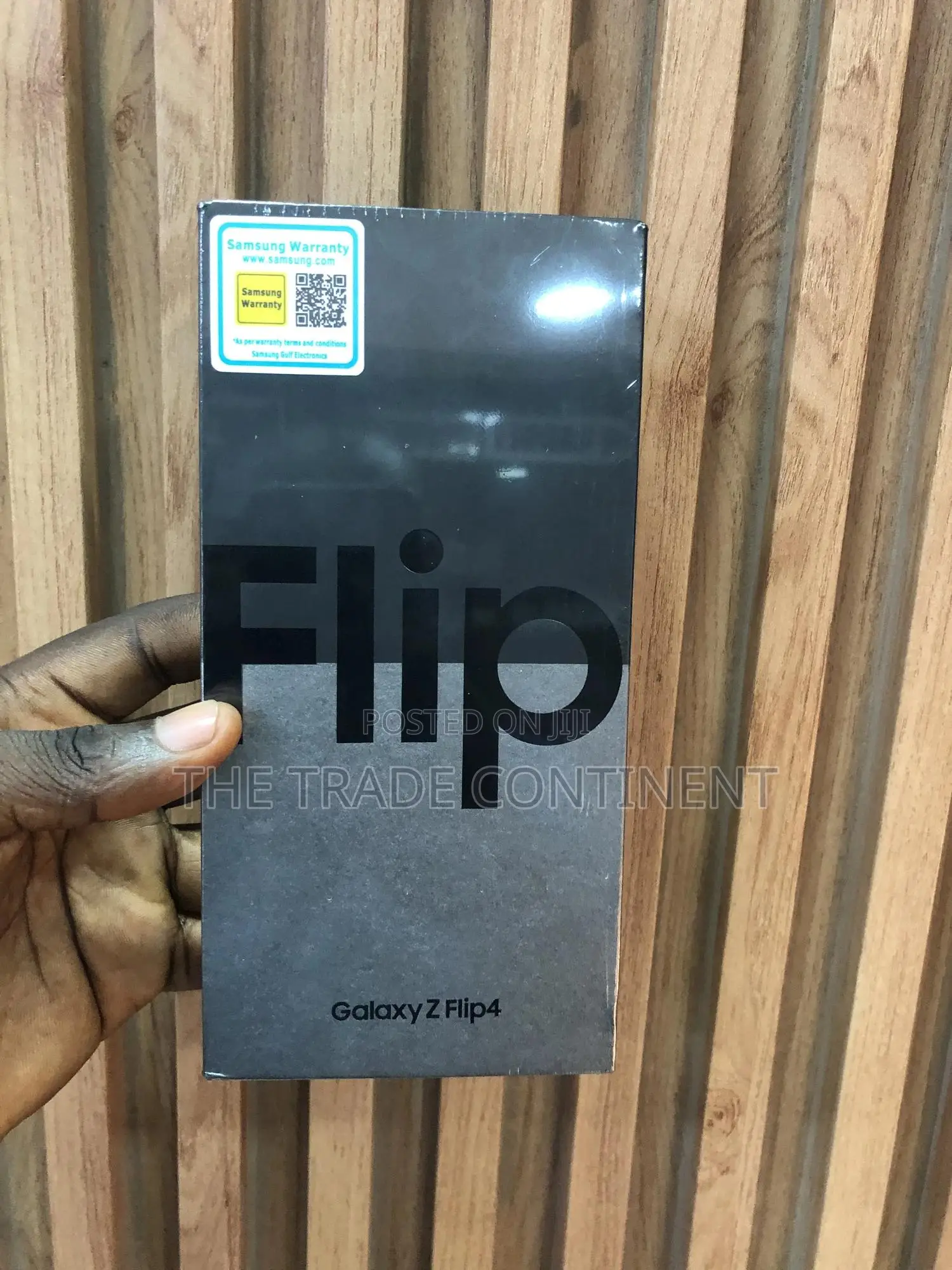 New Samsung Galaxy Z Flip4 256 GB