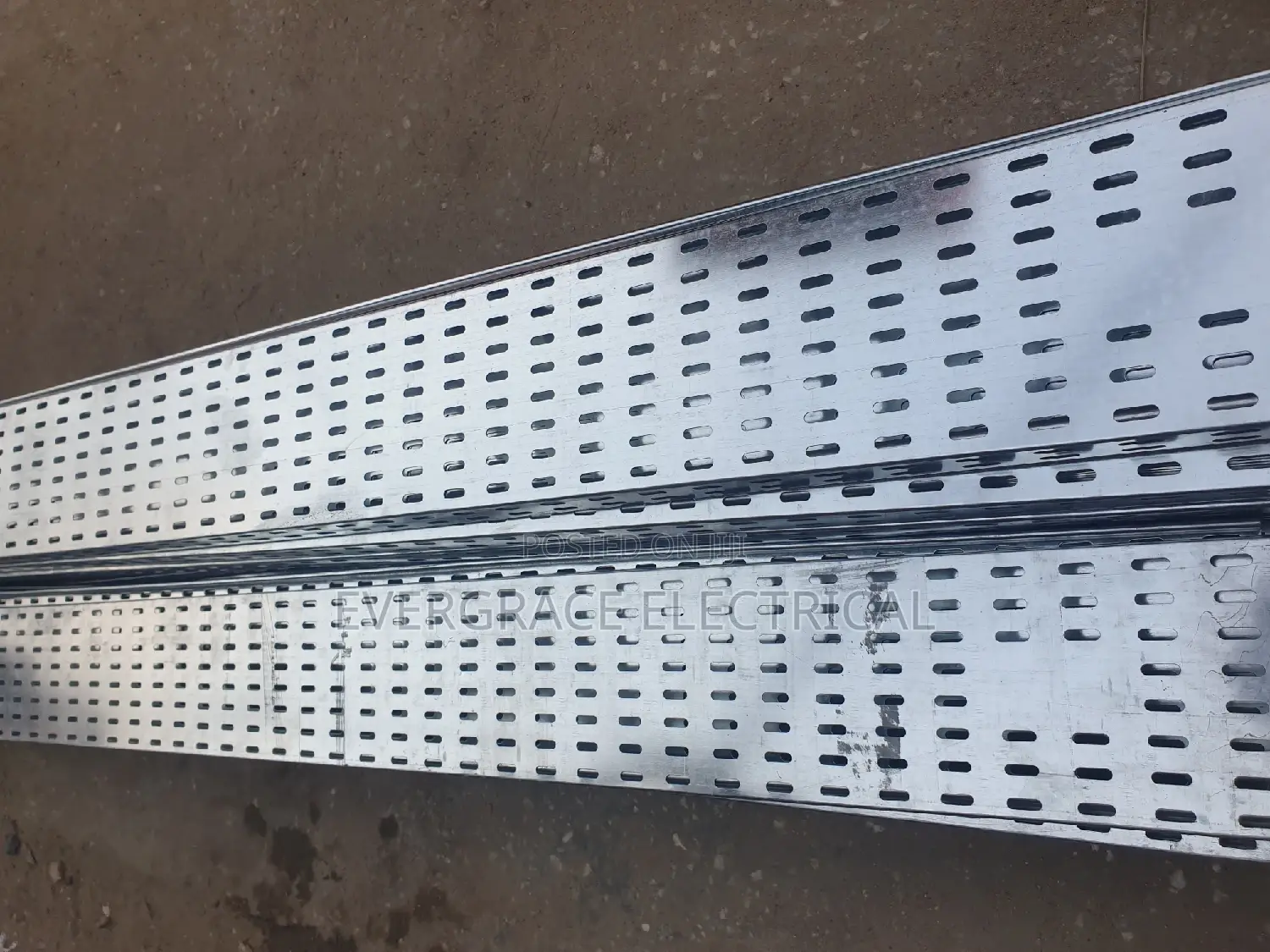 300×50 Cable Tray Galanized 1mm Thickness