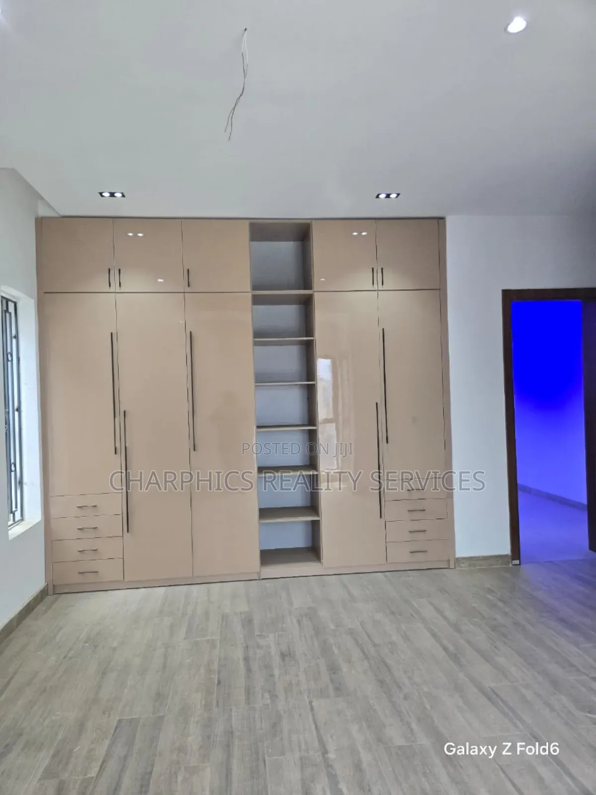 4bdrm Townhouse/Terrace in Magodo for sale