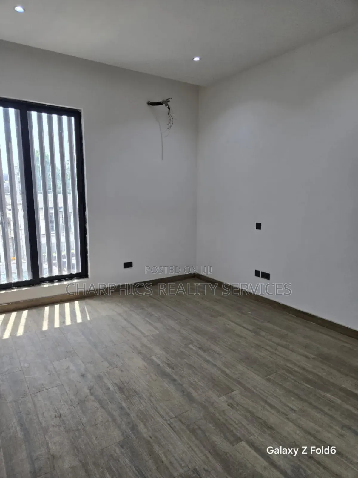 4bdrm Townhouse/Terrace in Magodo for sale