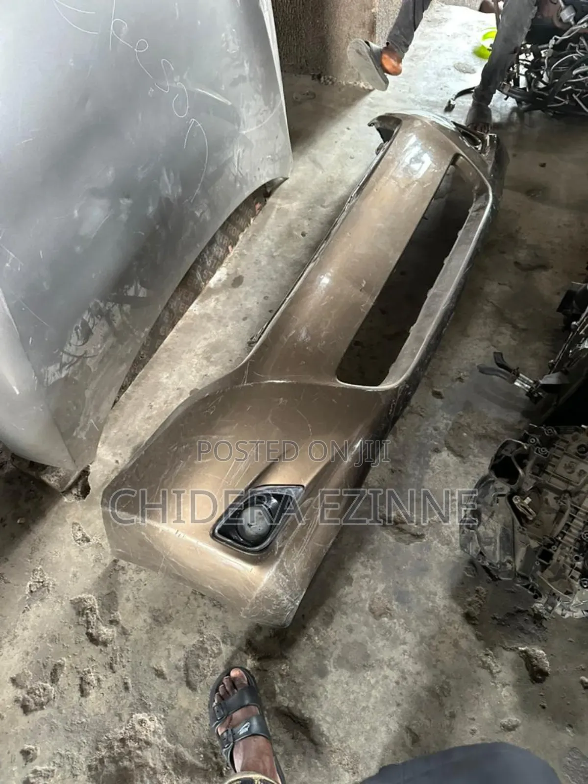 Toyota Venza 2010 Model Front Bumper