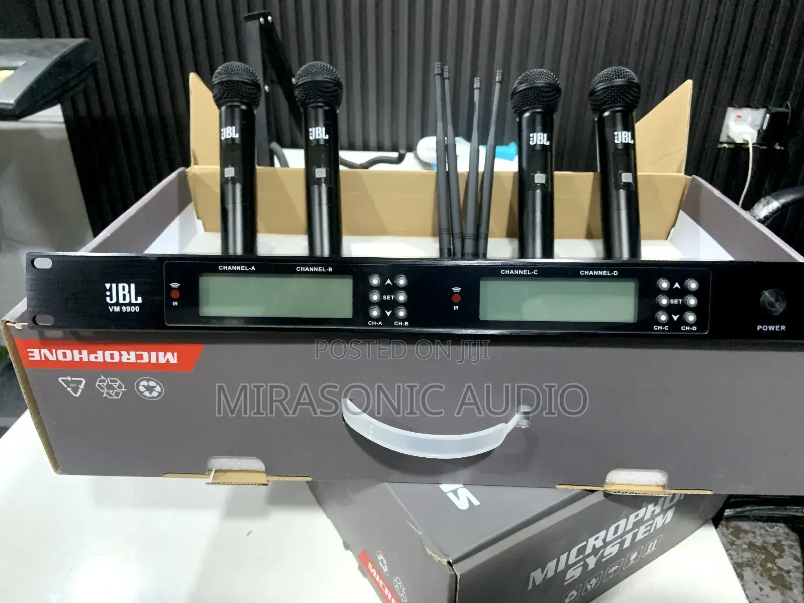 Jbl Vm9900 4 In 1 Professional Wireless Microphone