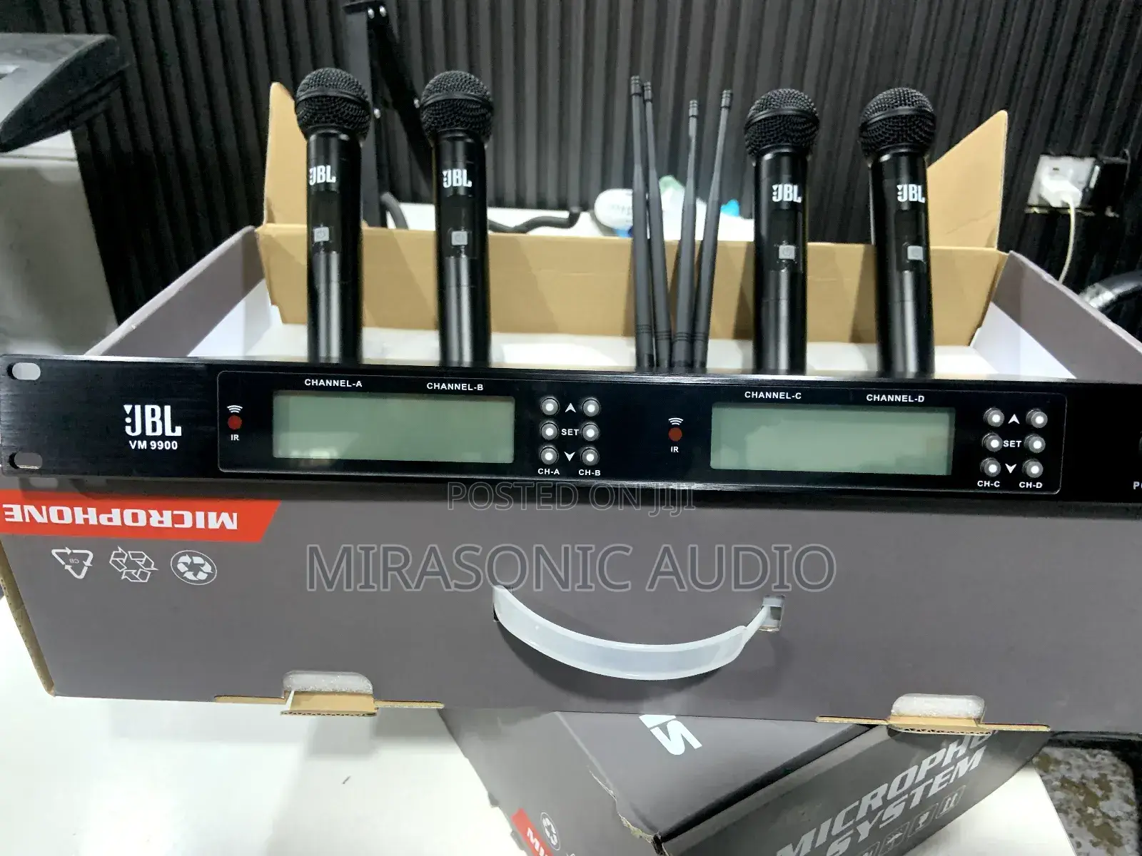 Jbl Vm9900 4 In 1 Professional Wireless Microphone