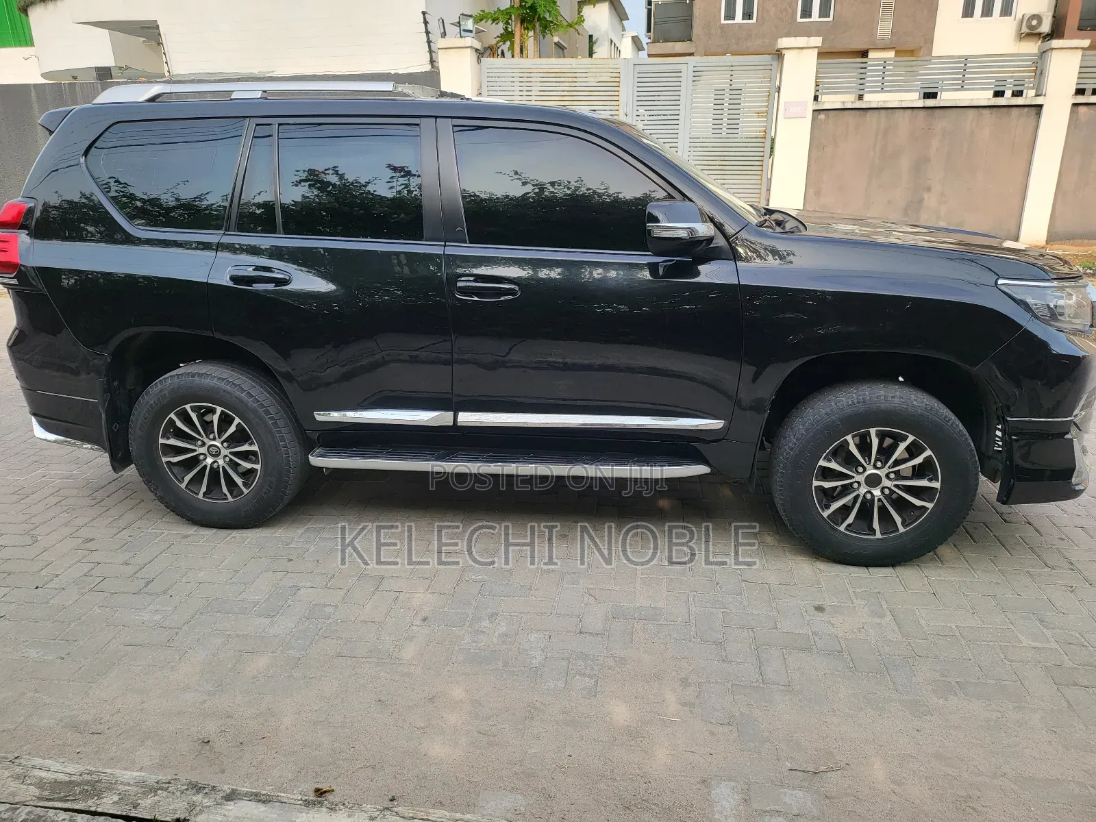 Toyota Land Cruiser Prado 2.7 i 2011 Black