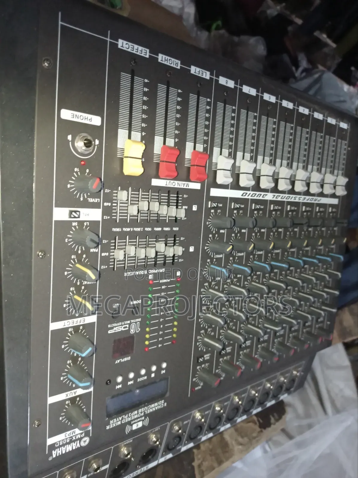 Yamaha Audio Mixer With Bluetooth. 8 Channels Powered Mixer
