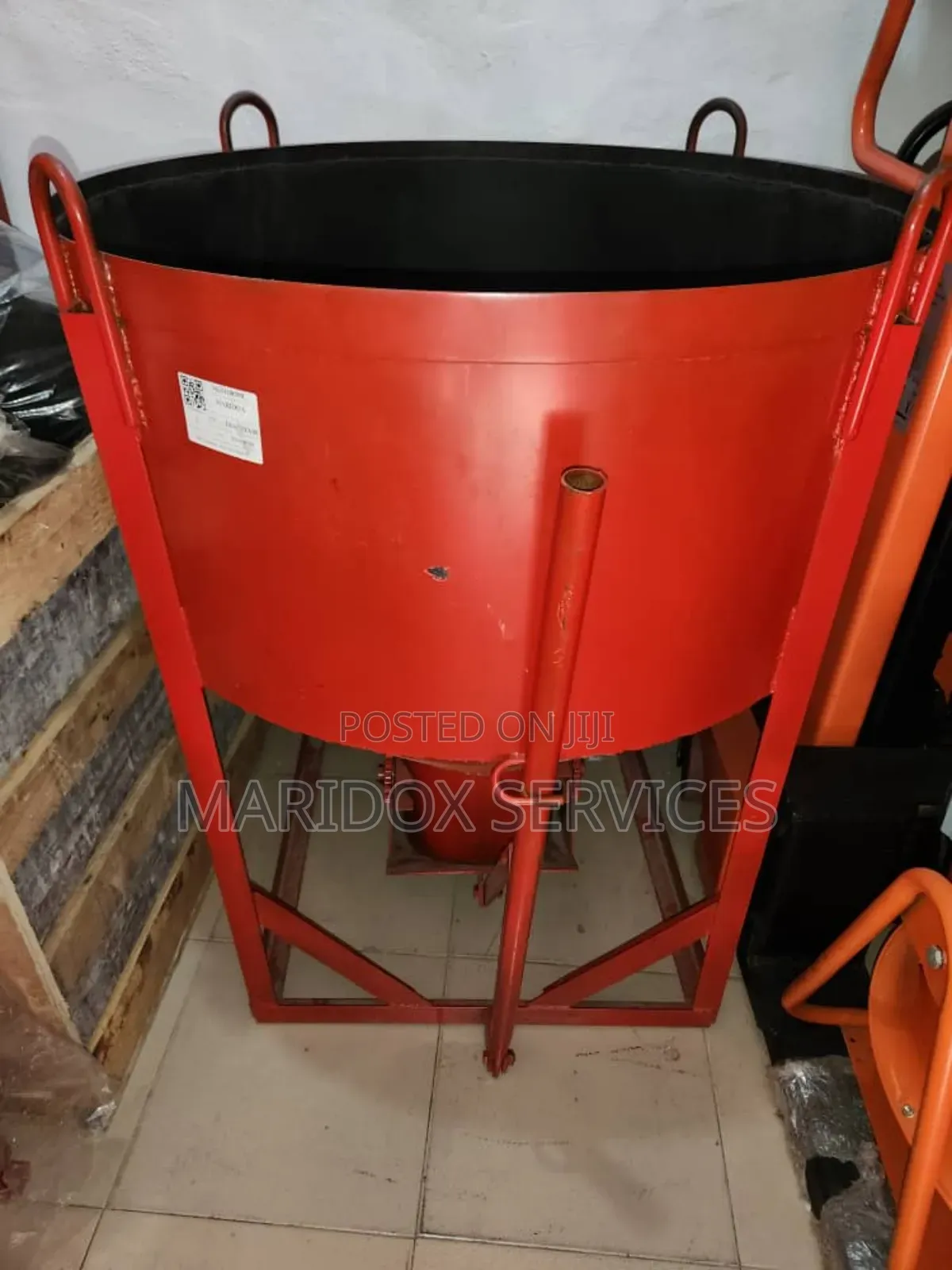 Concrete Bucket 500l Red Color