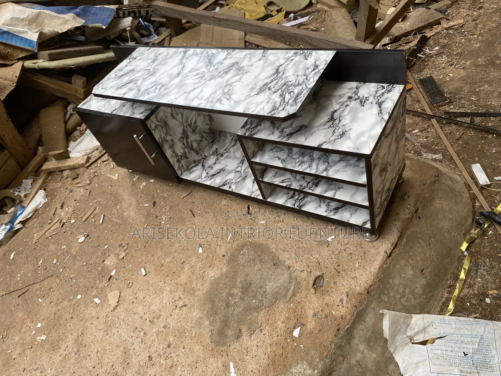 Arisekola Interior Furniture Design