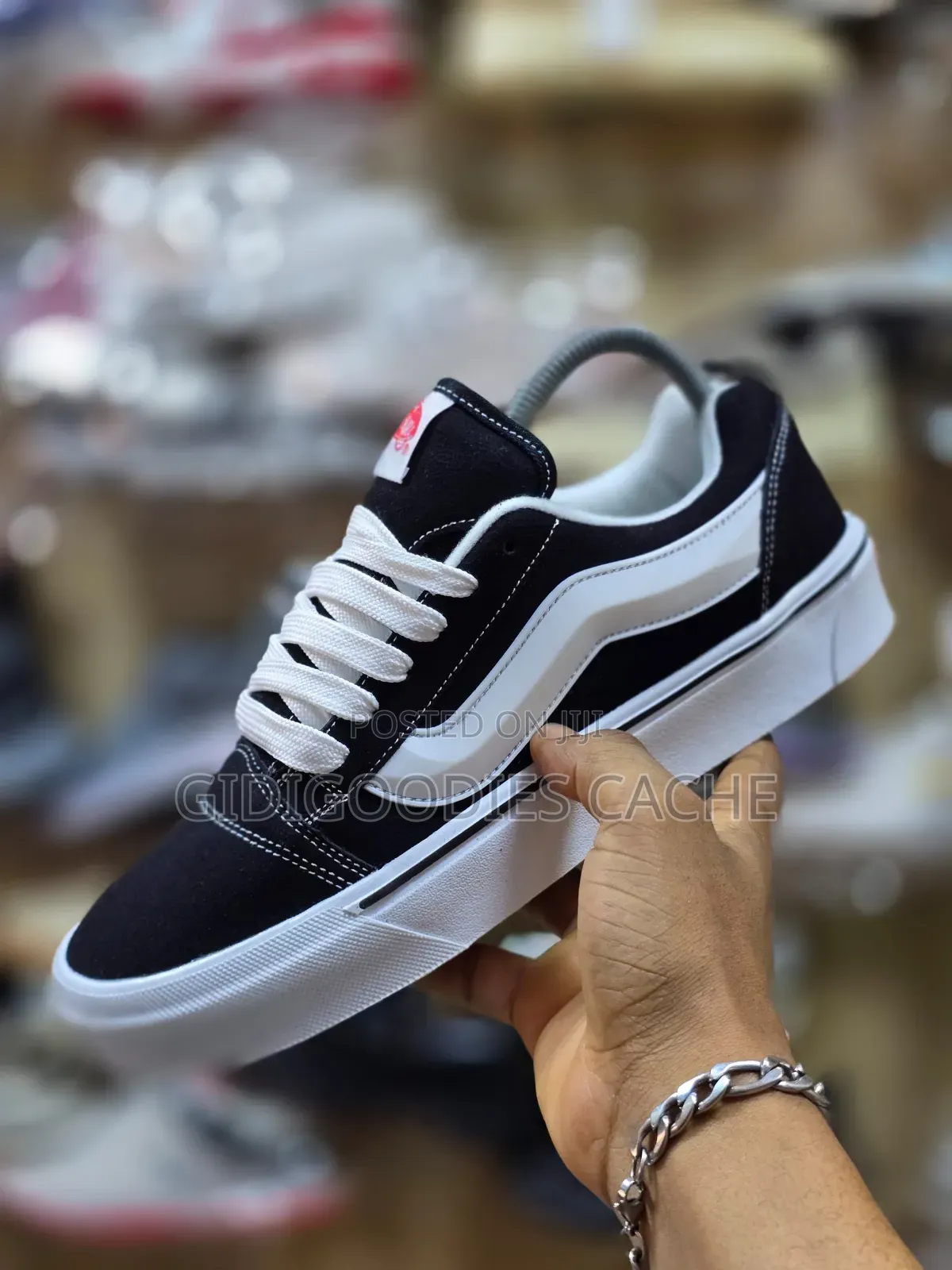 Vans Canvas Shoes in Colors 40-45