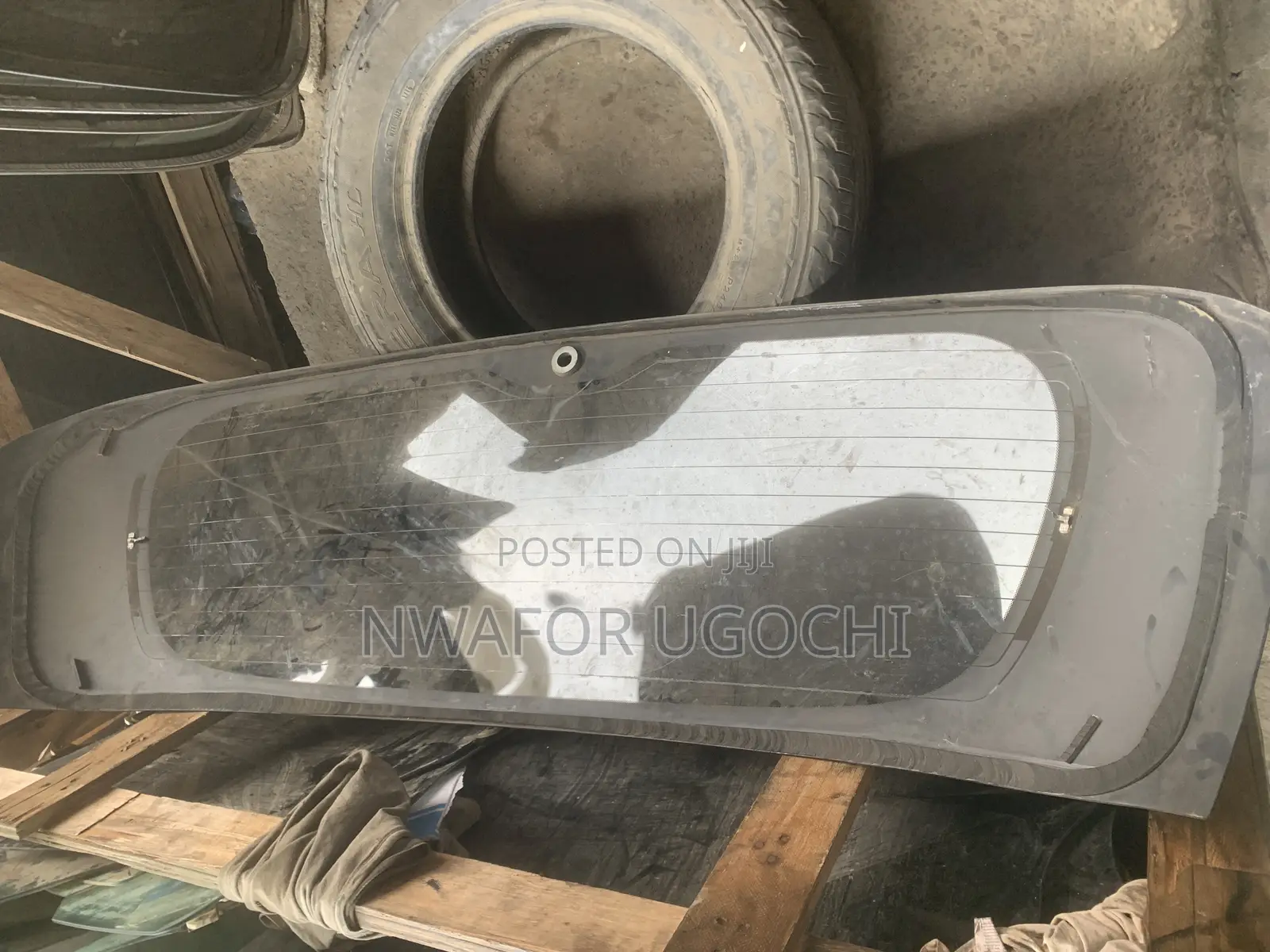 Back Boot Glass 2008-2013 Pilot