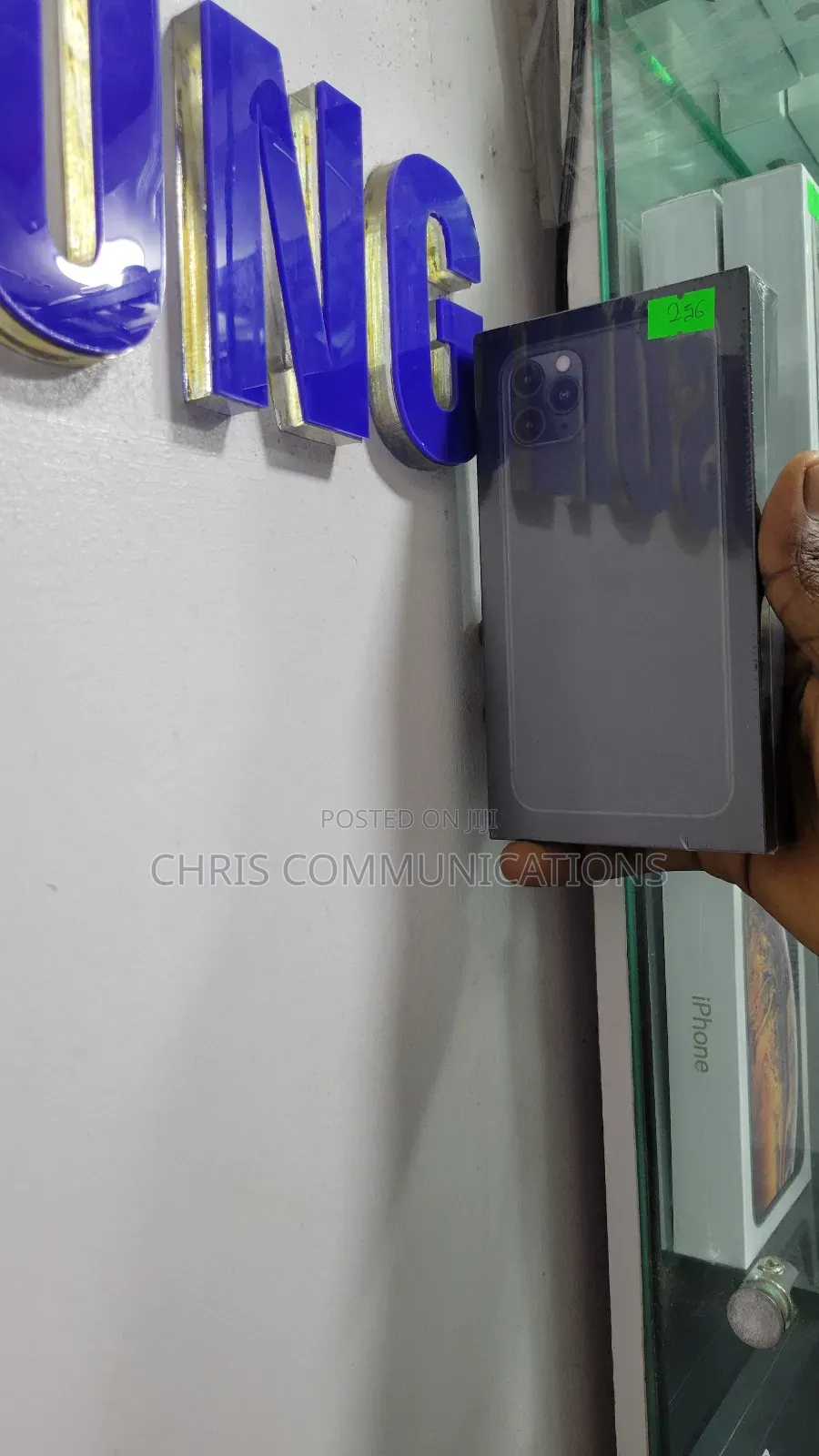 New Apple iPhone 11 Pro Max 256 GB Green