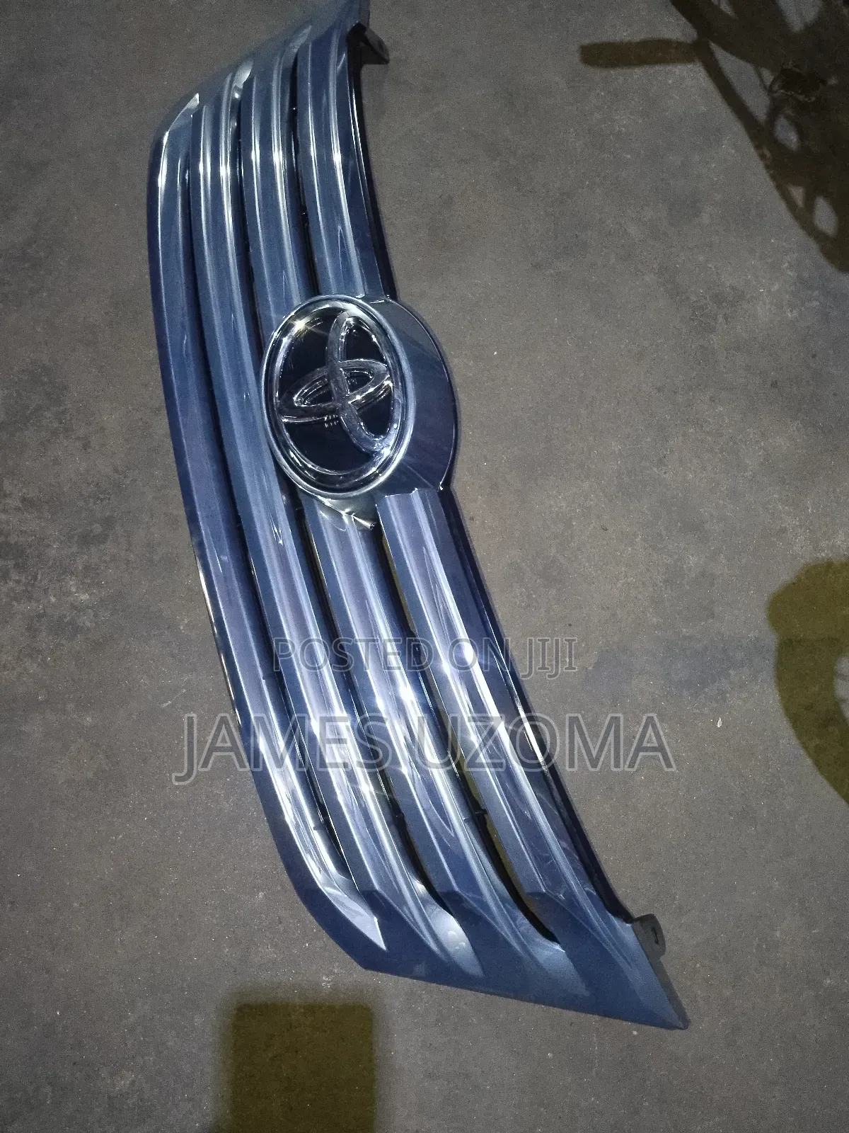 Front Grill Toyota Avalon 2012 Model