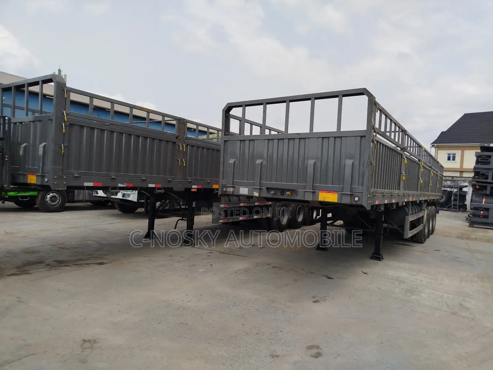 Semi Trailer Sided Back