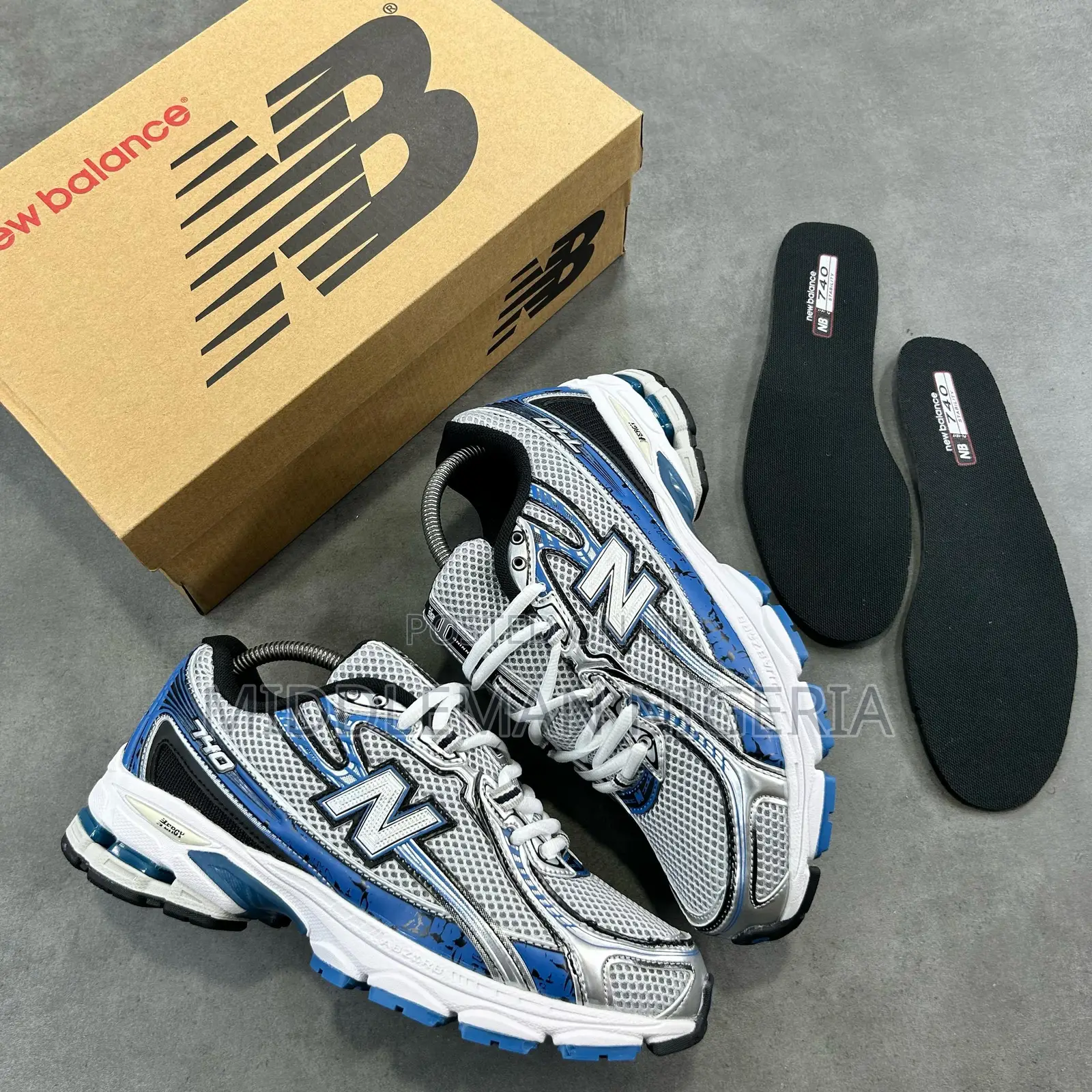 New Balance 740 Dark Blue Gray Sneakers