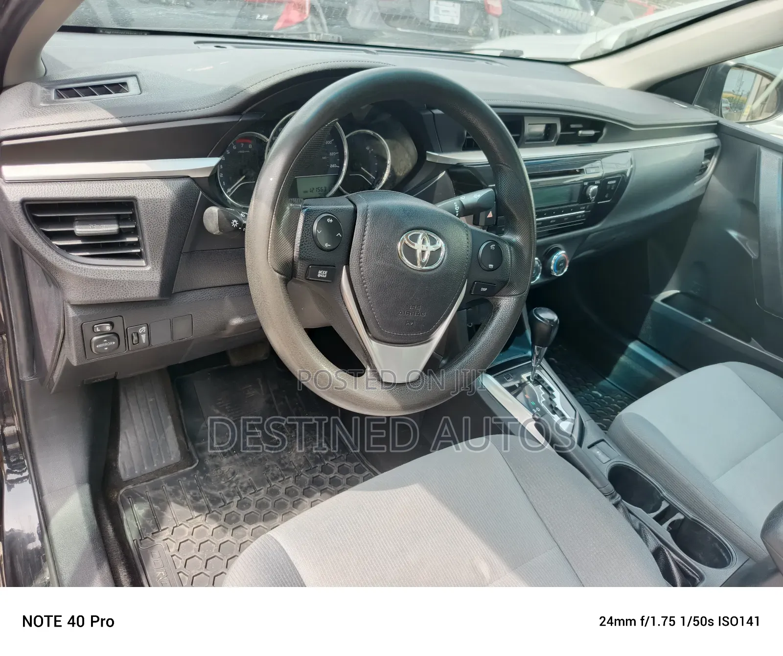 Toyota Corolla 2016 Gray