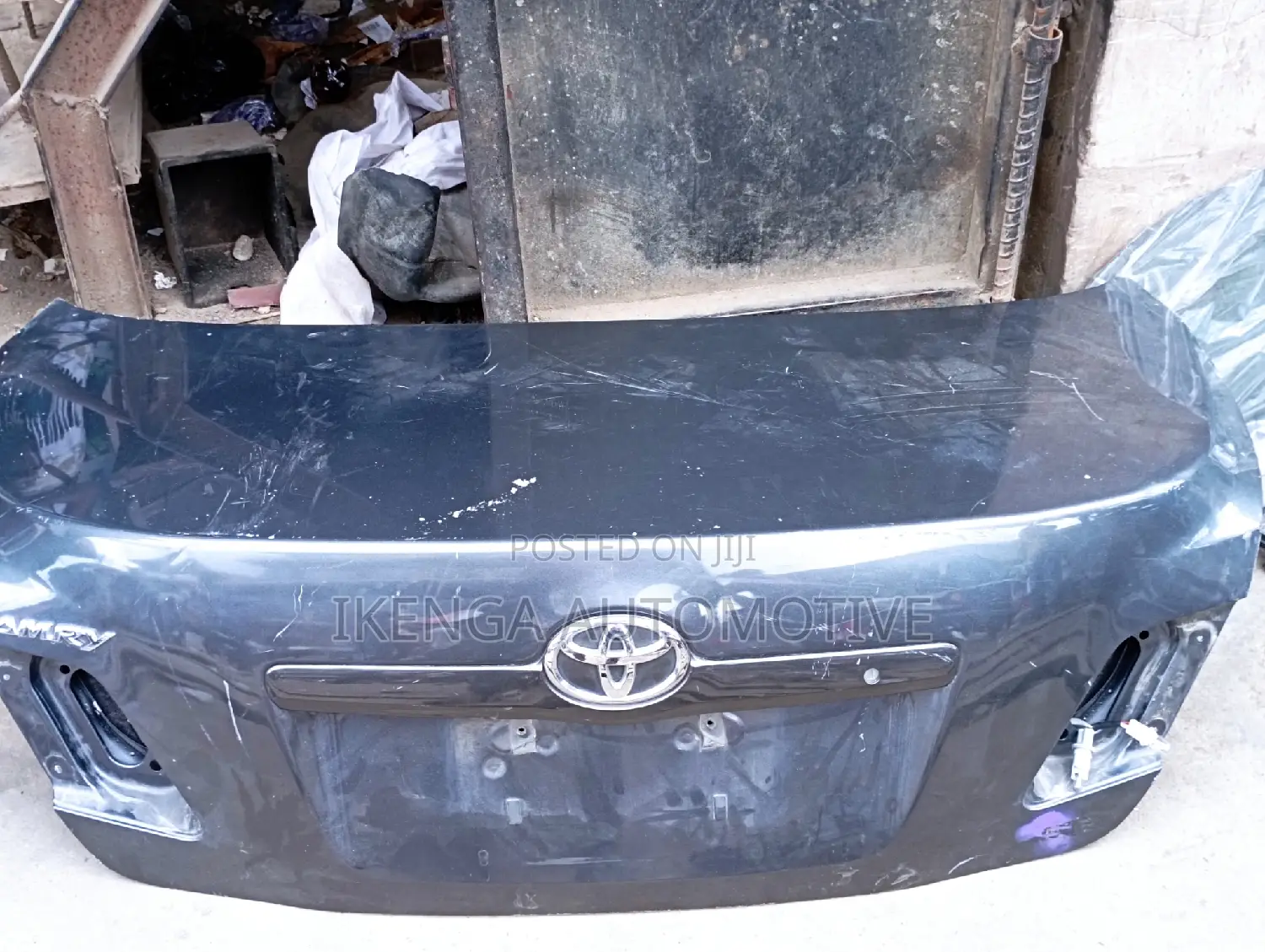 Boot Toyota Camry 2010