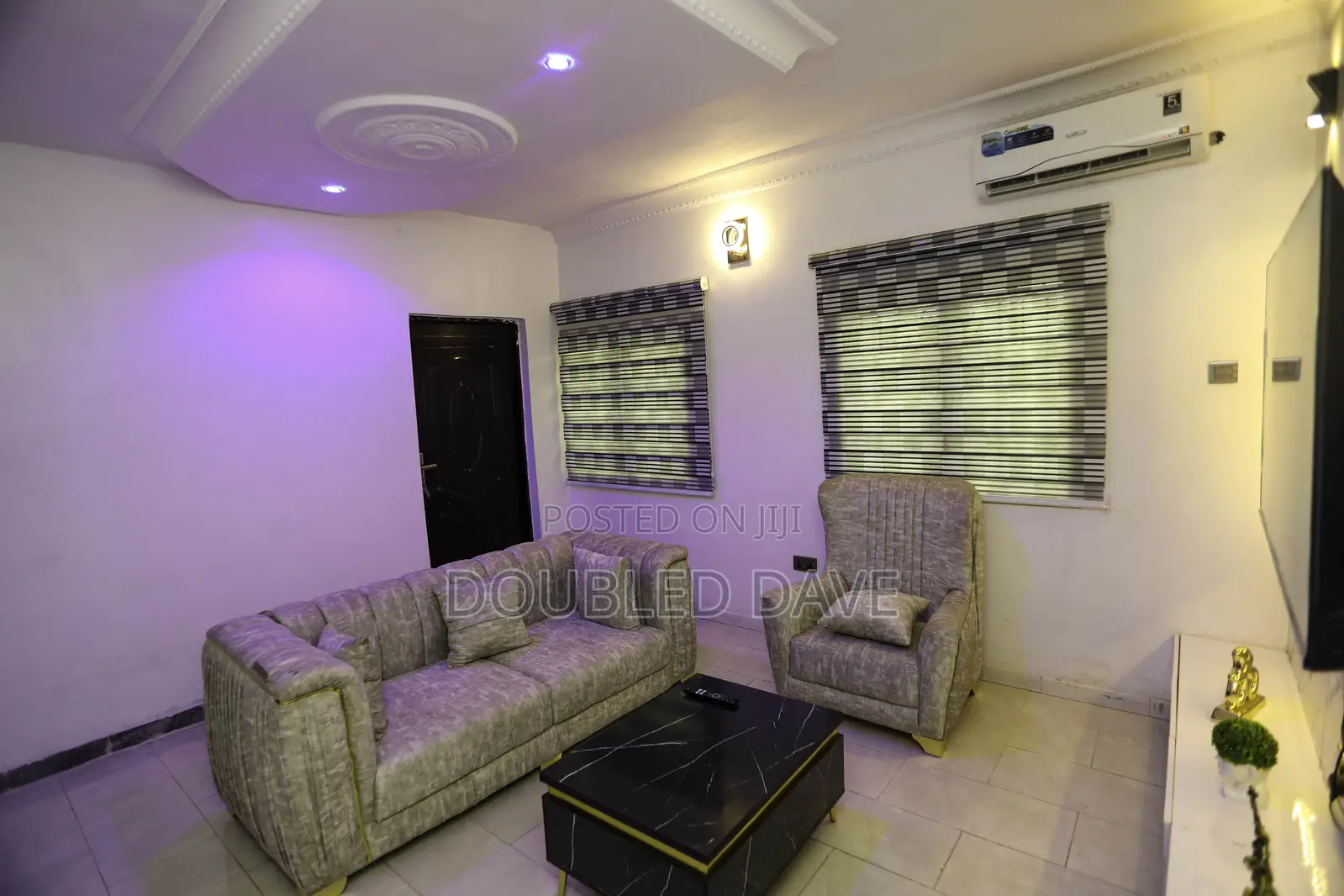 Comfy|Modern|1-Bed Shortlet Apartment, 10mins to Canaan Land