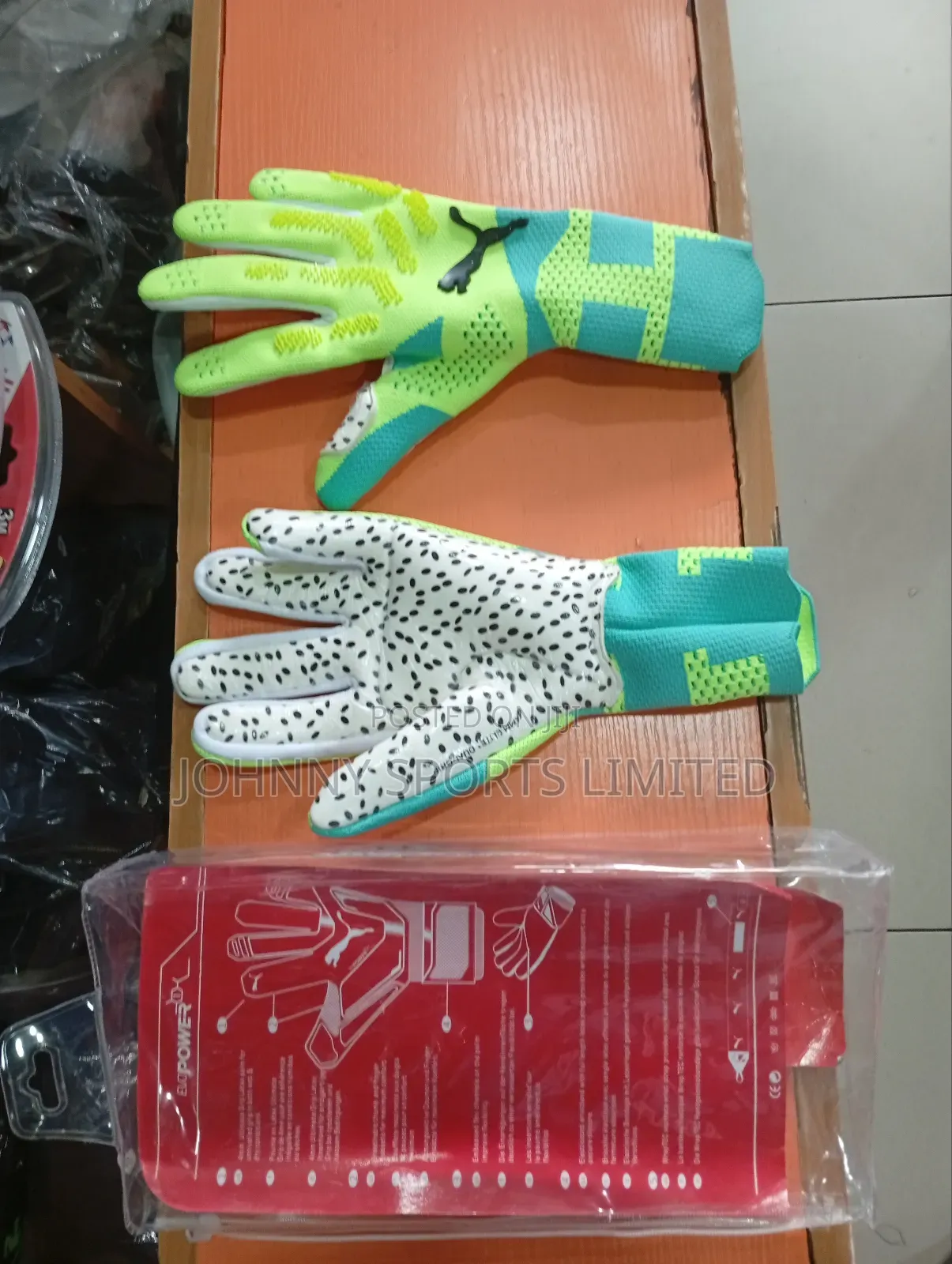 Quality Puma Goalkeeper Gloves