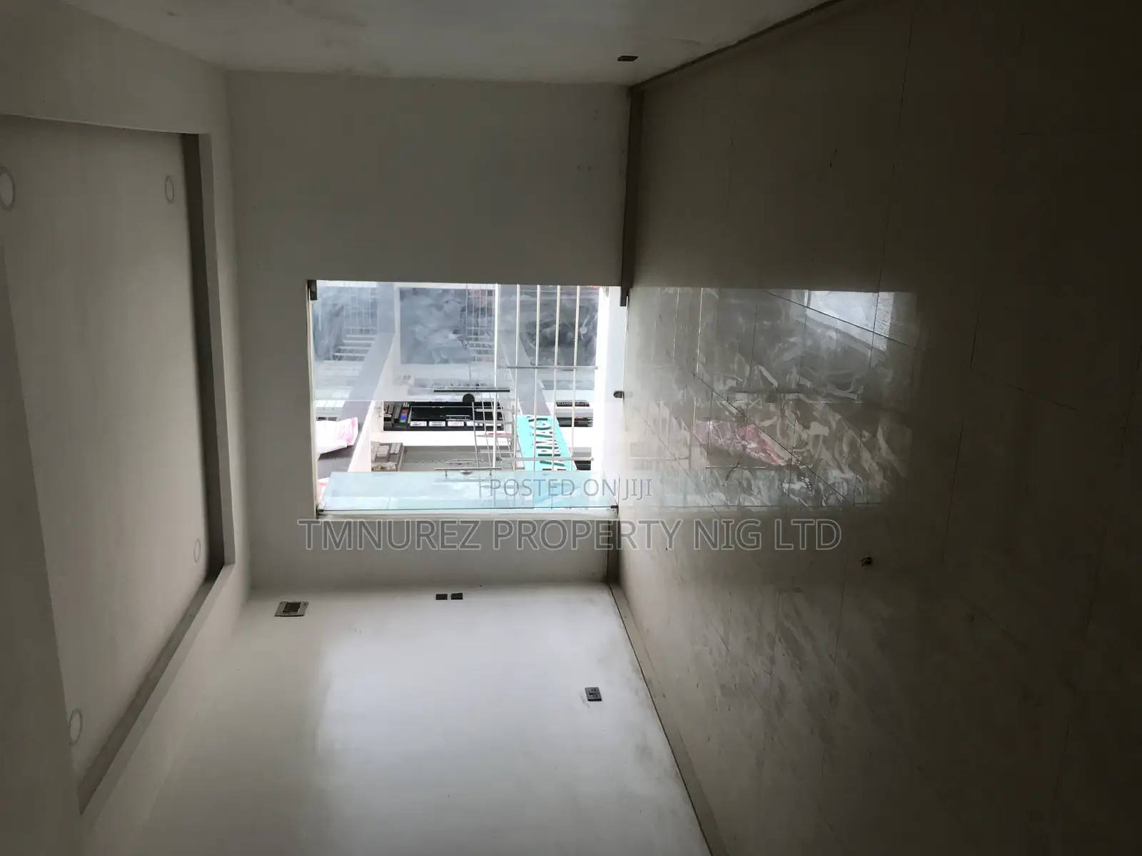 Shop for Rent at Orchild Road Lekki