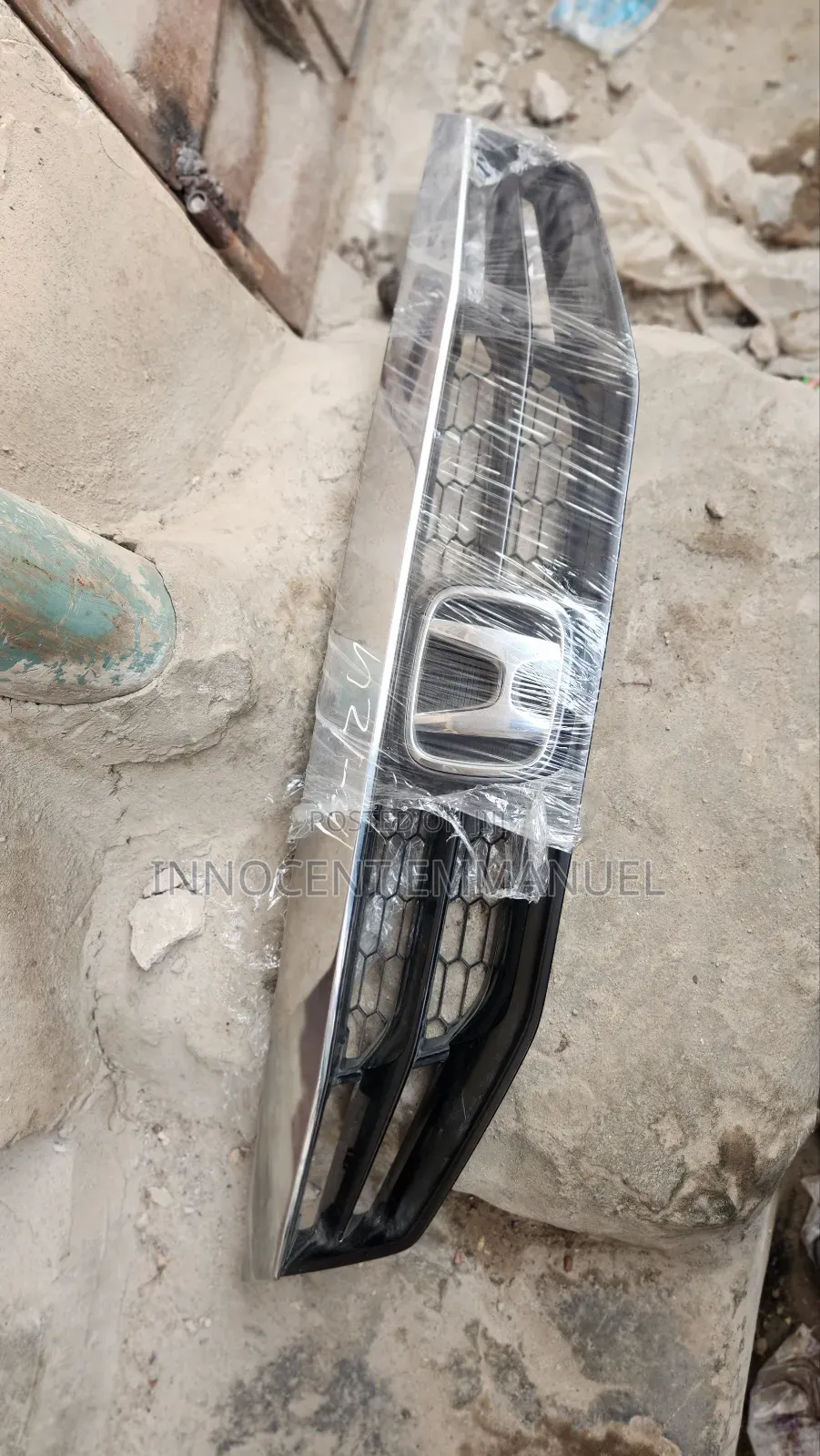 Front Grill 2010/2012 Accord One Door