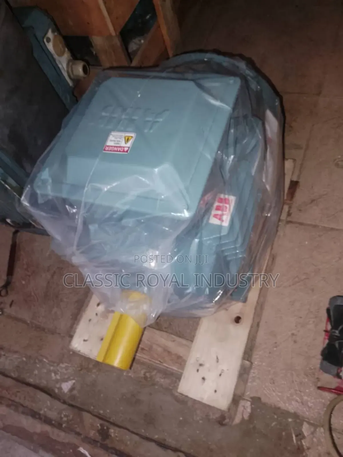 ABB Electric Motor 18.5 Kw High Speed 25 HP 2935 RPM